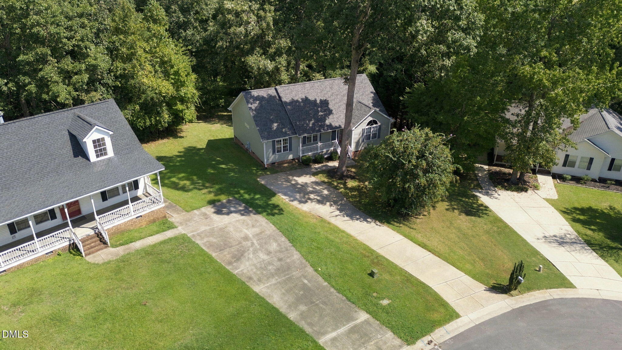 main property photo 34