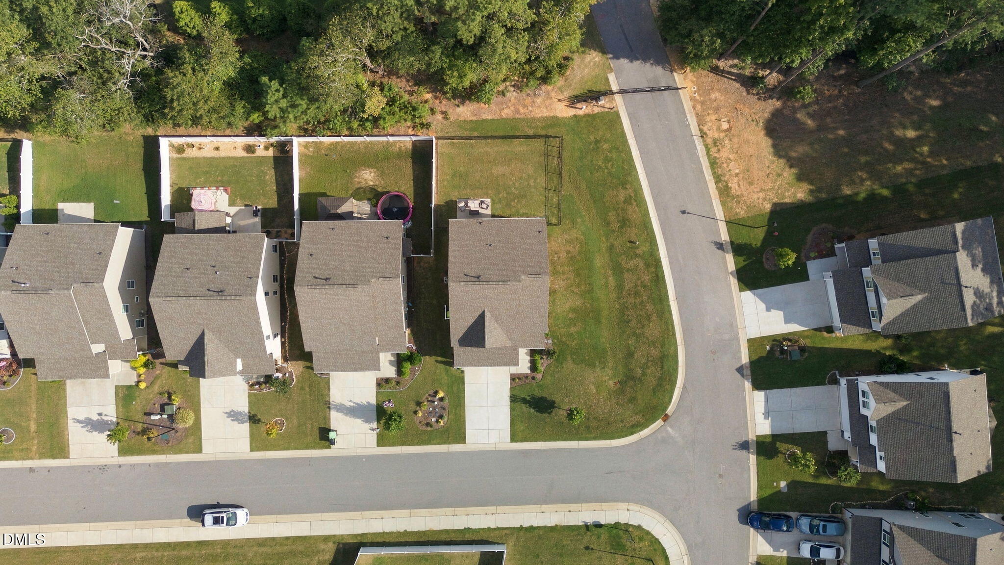main property photo 32