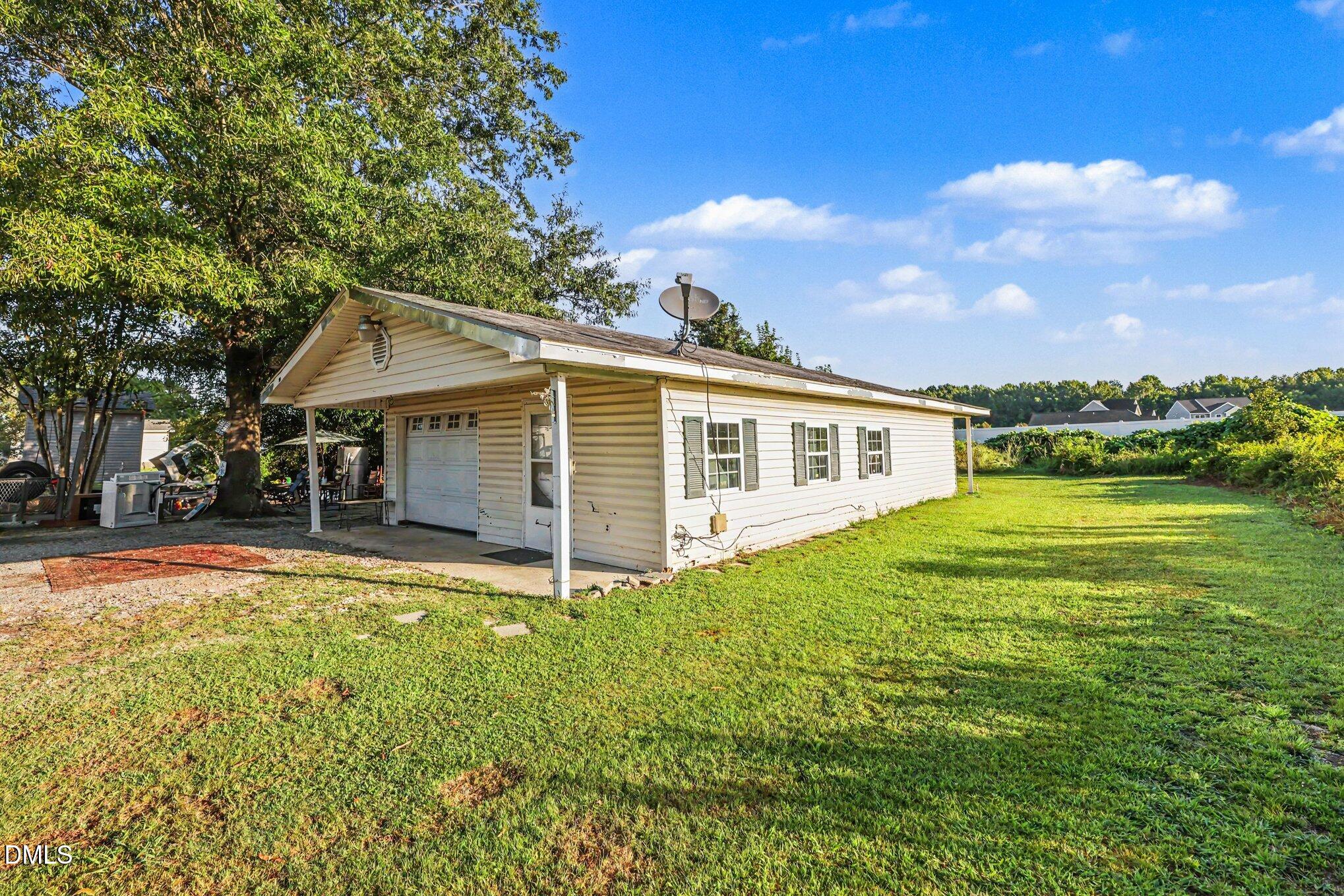 main property photo 15