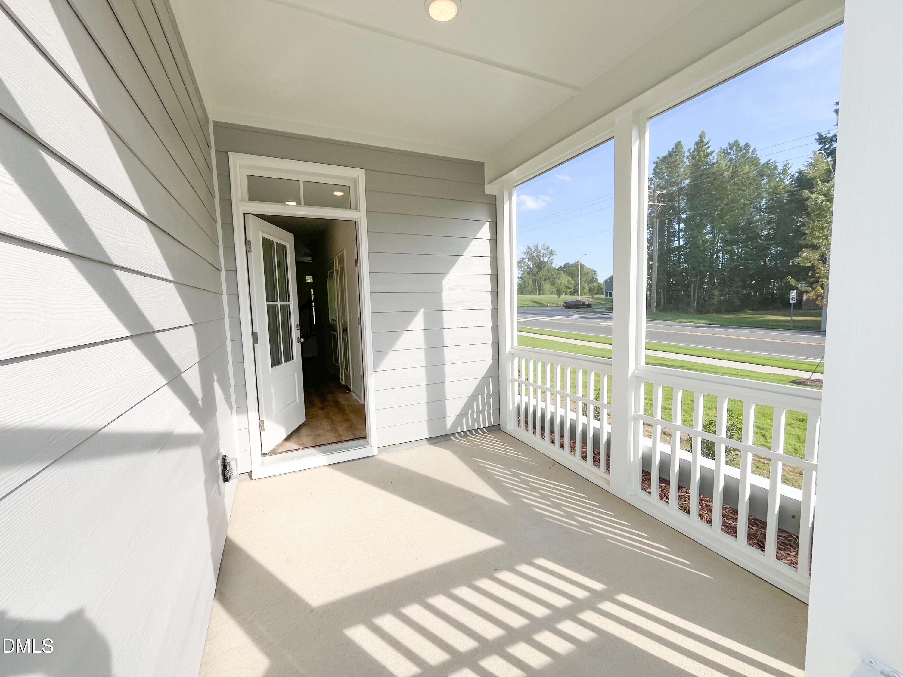 main property photo 14