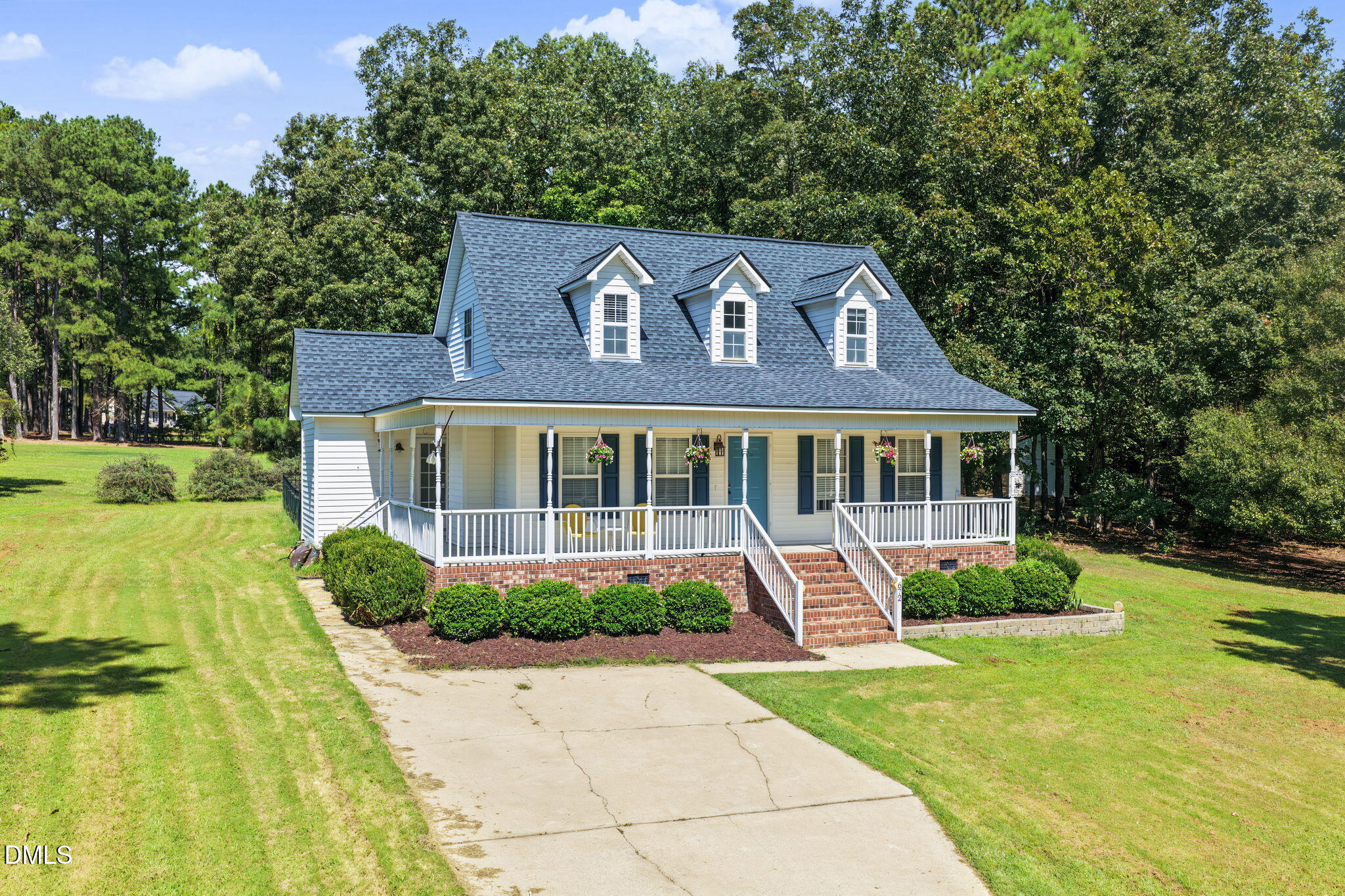 main property photo 40