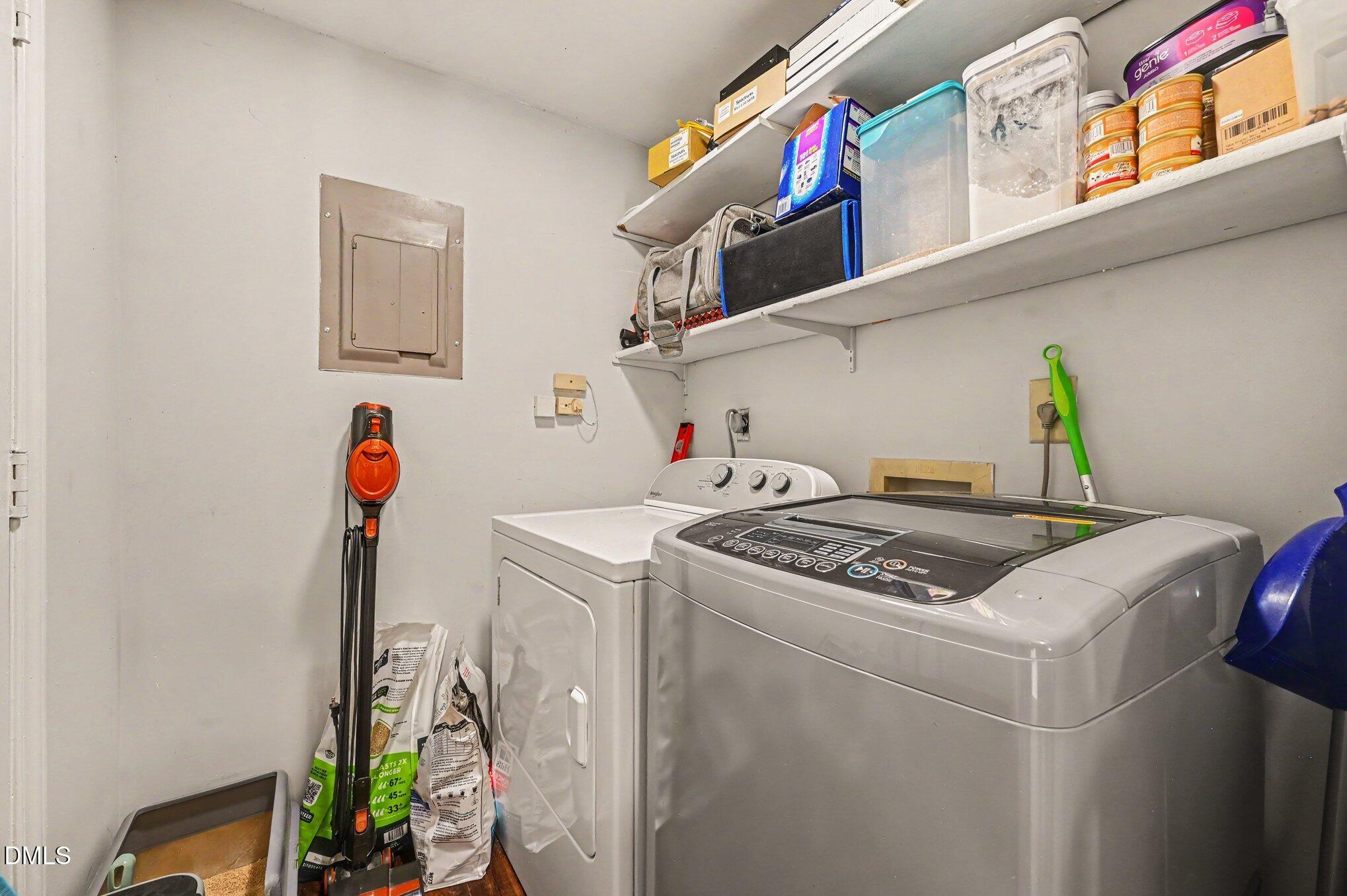 main property photo 14