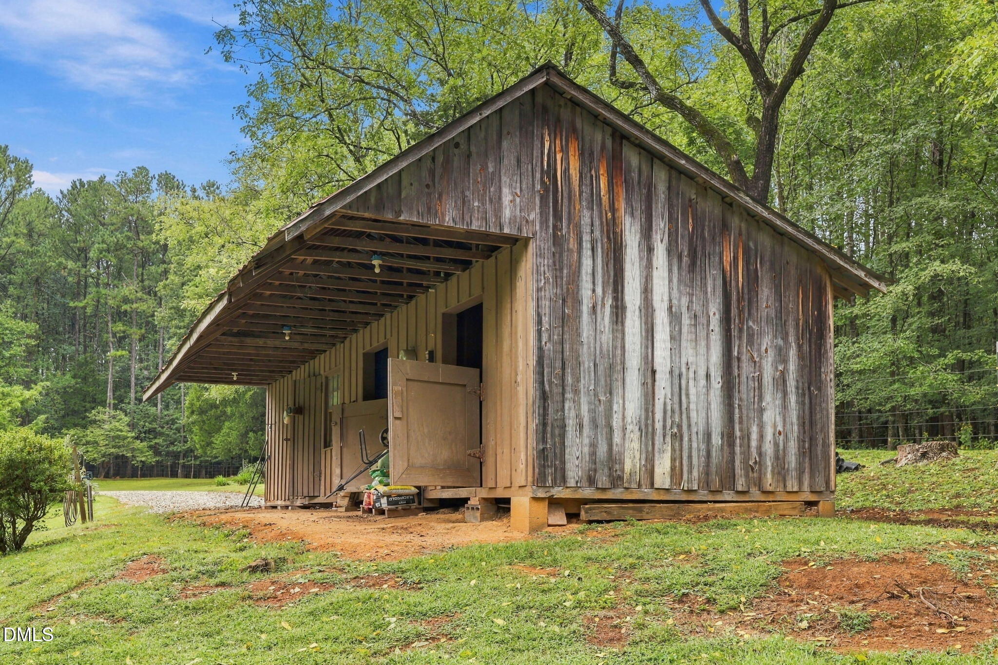 main property photo 47