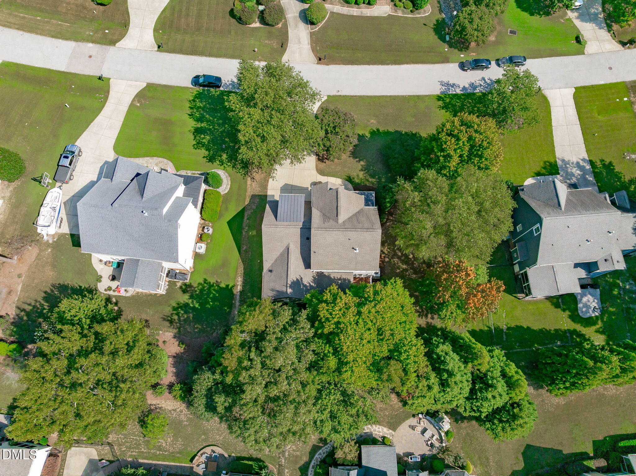 main property photo 45