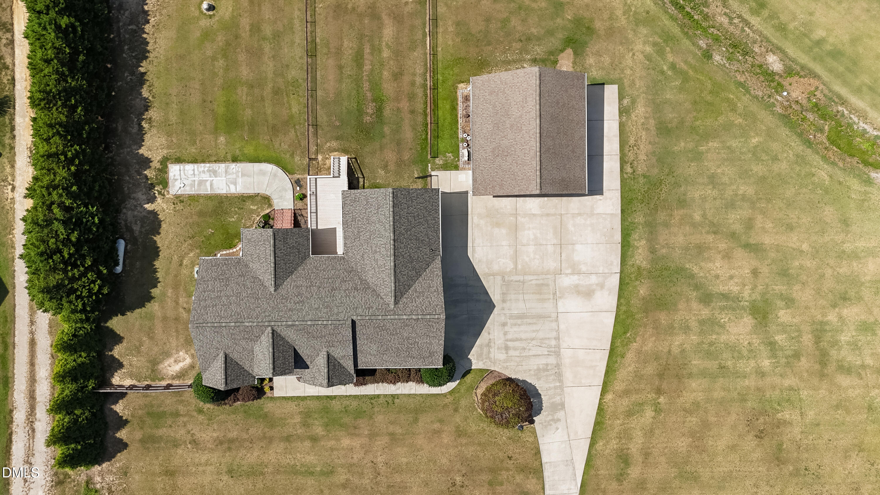 main property photo 42