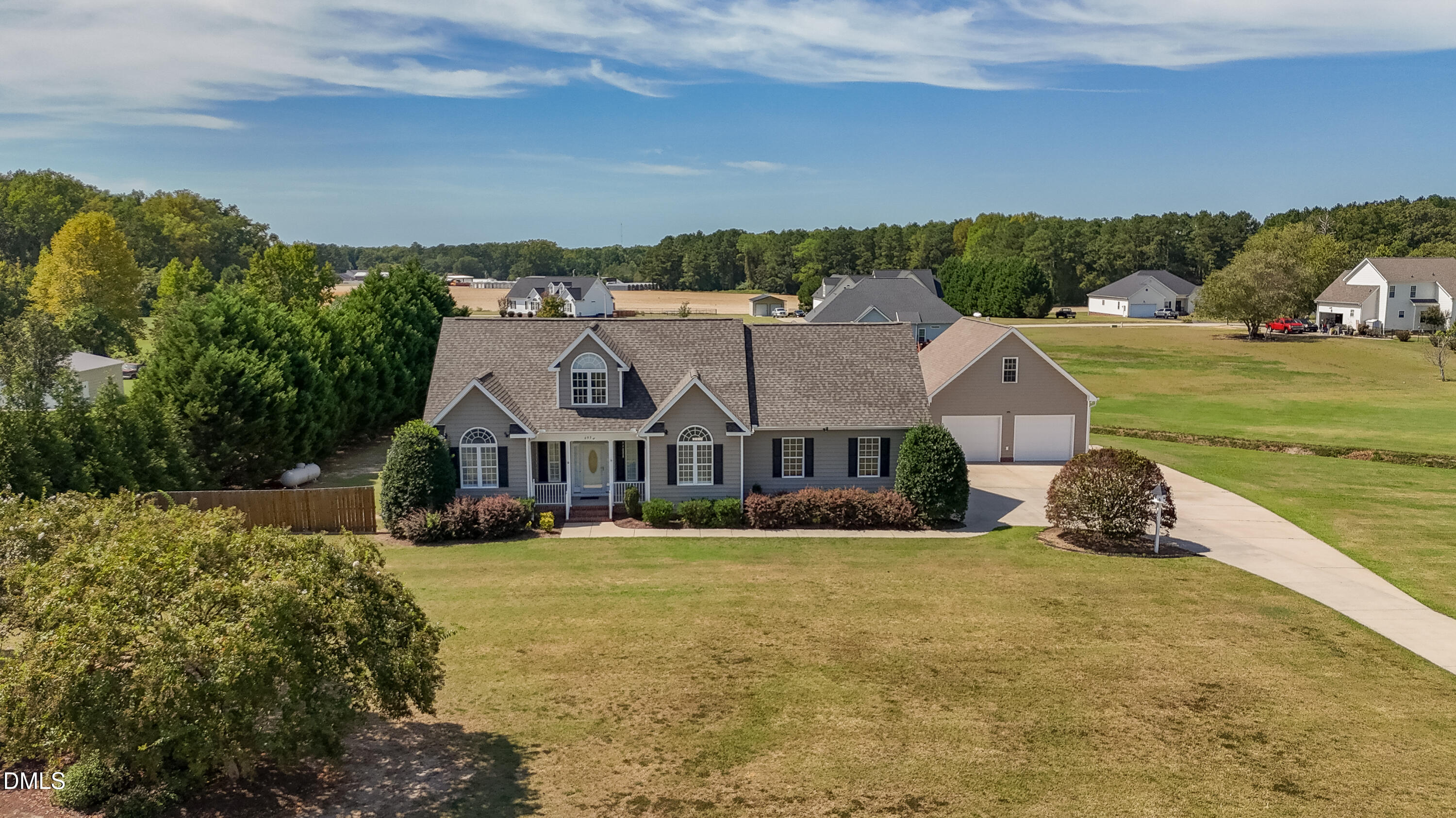 main property photo 45