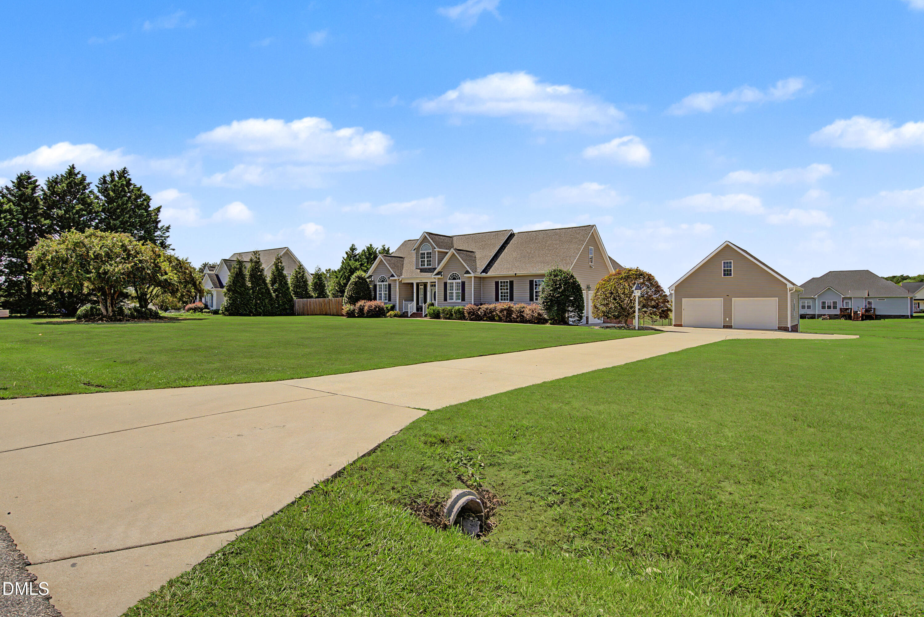 main property photo 49