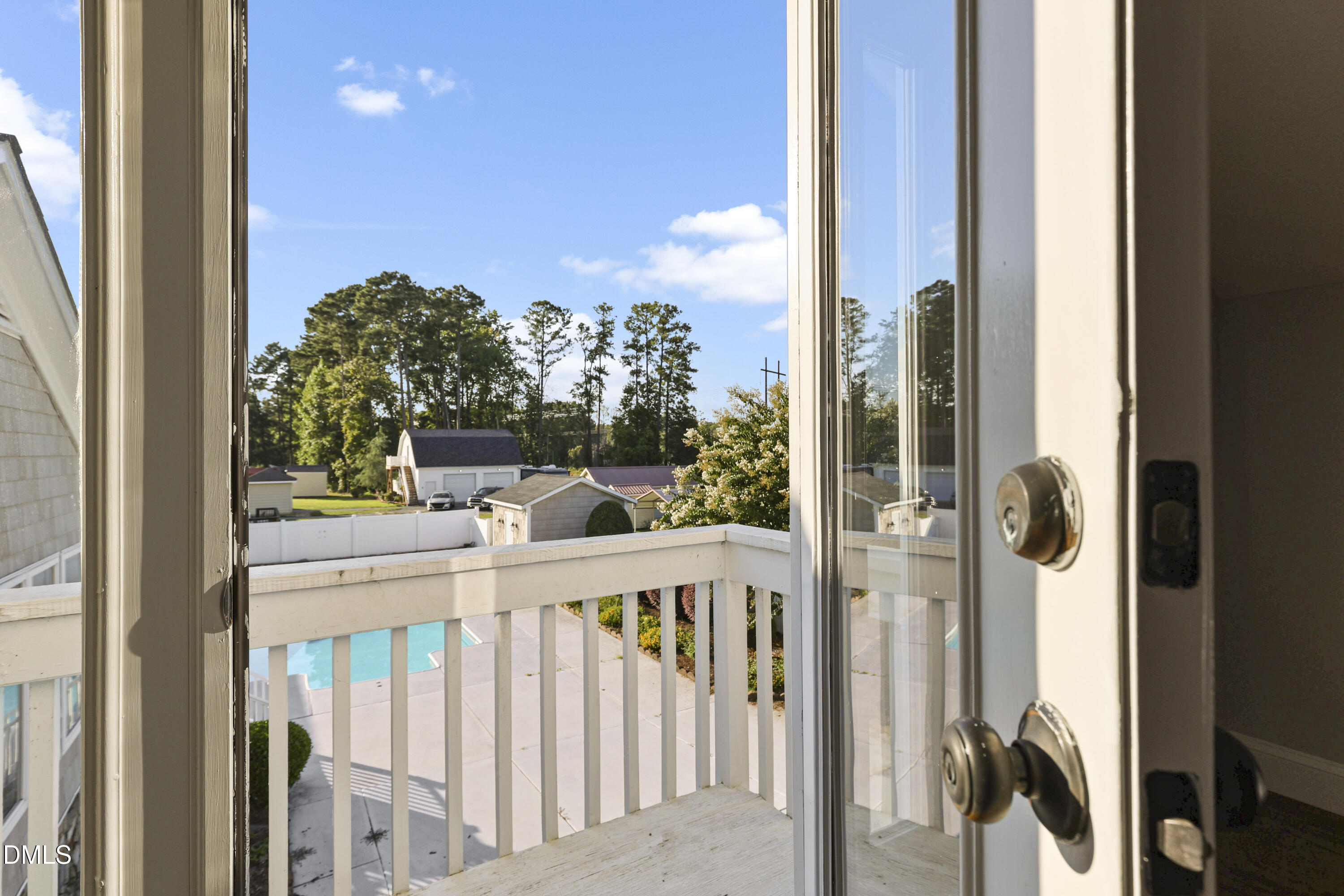 main property photo 39