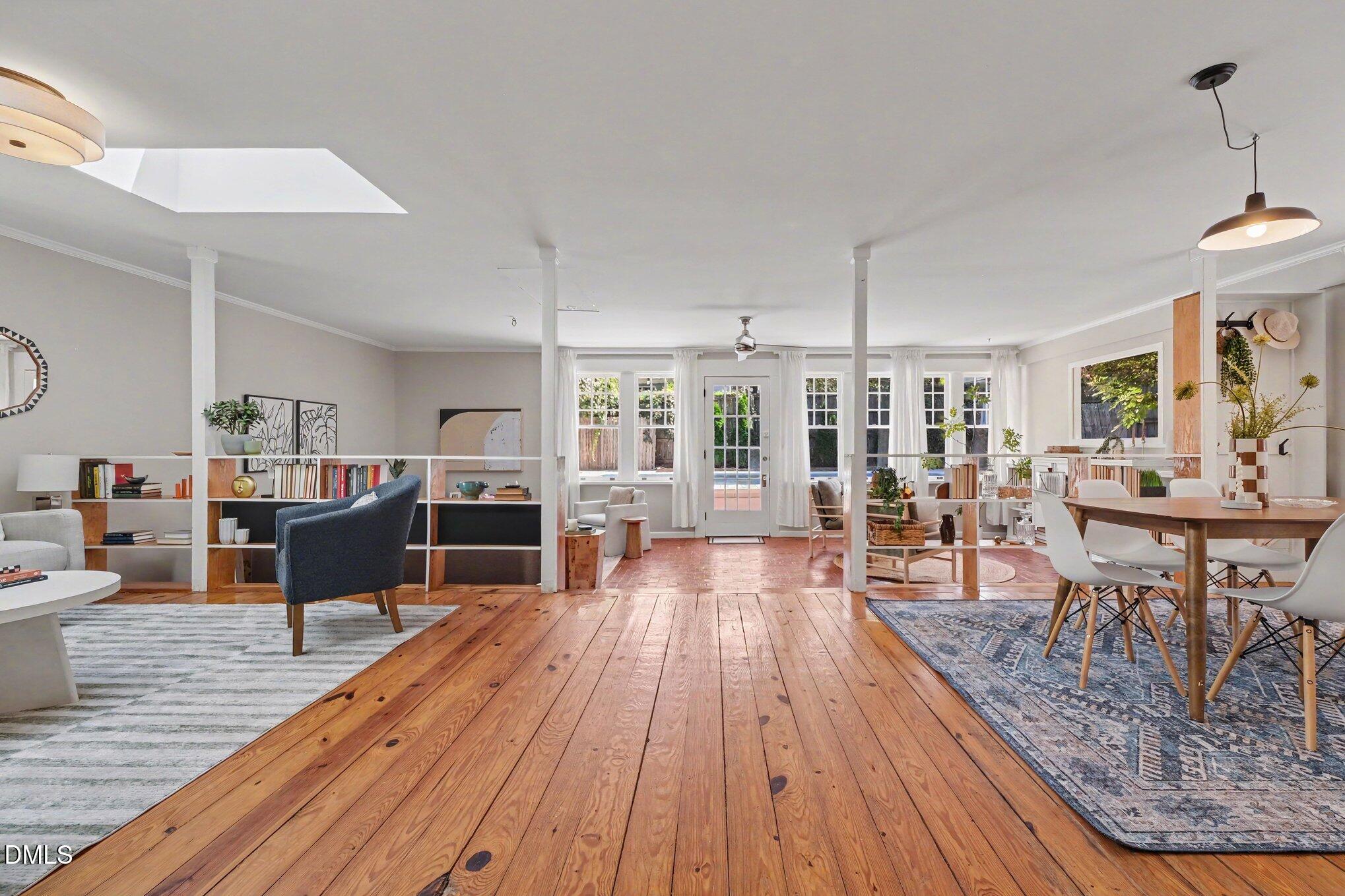 main property photo 9