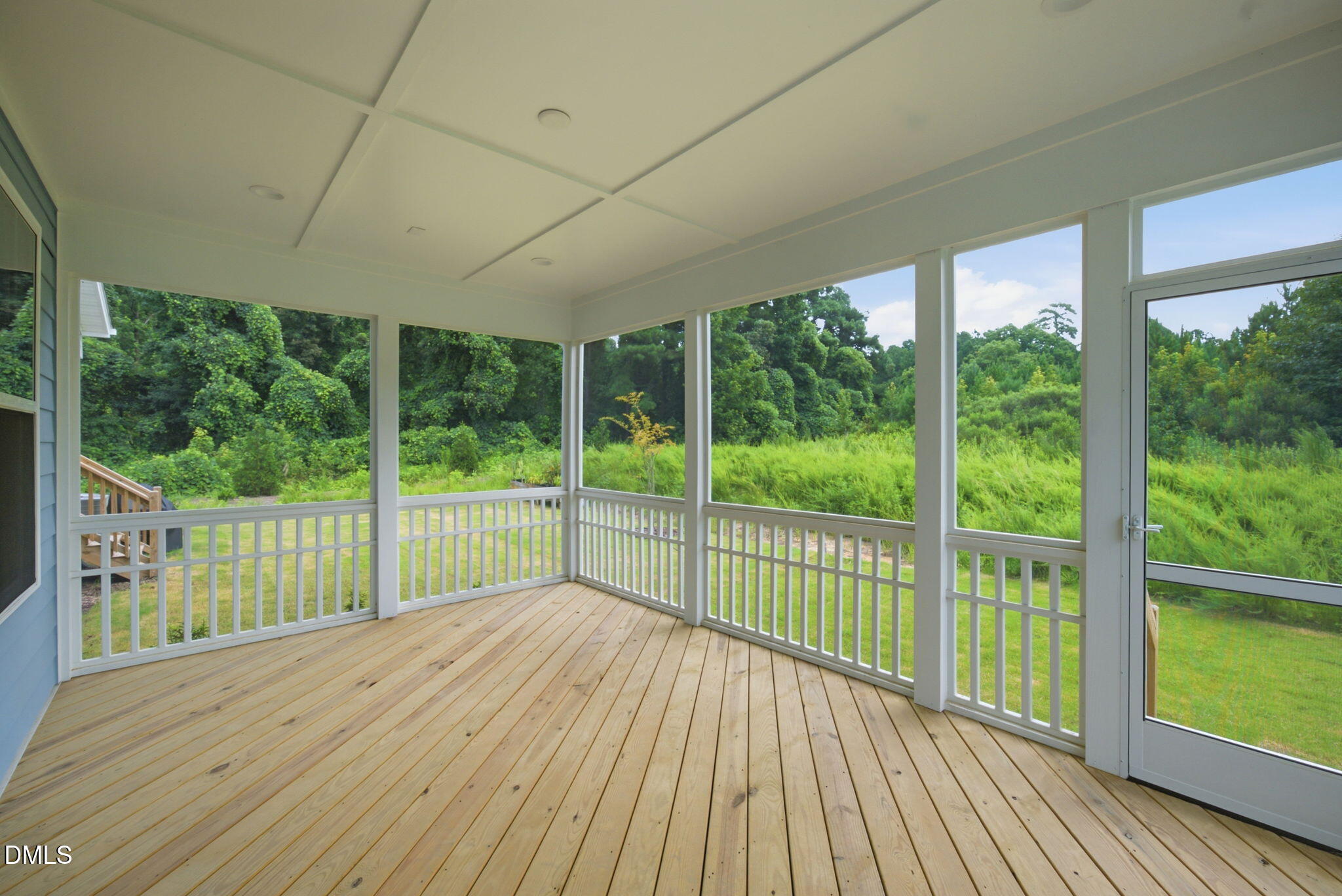 main property photo 20