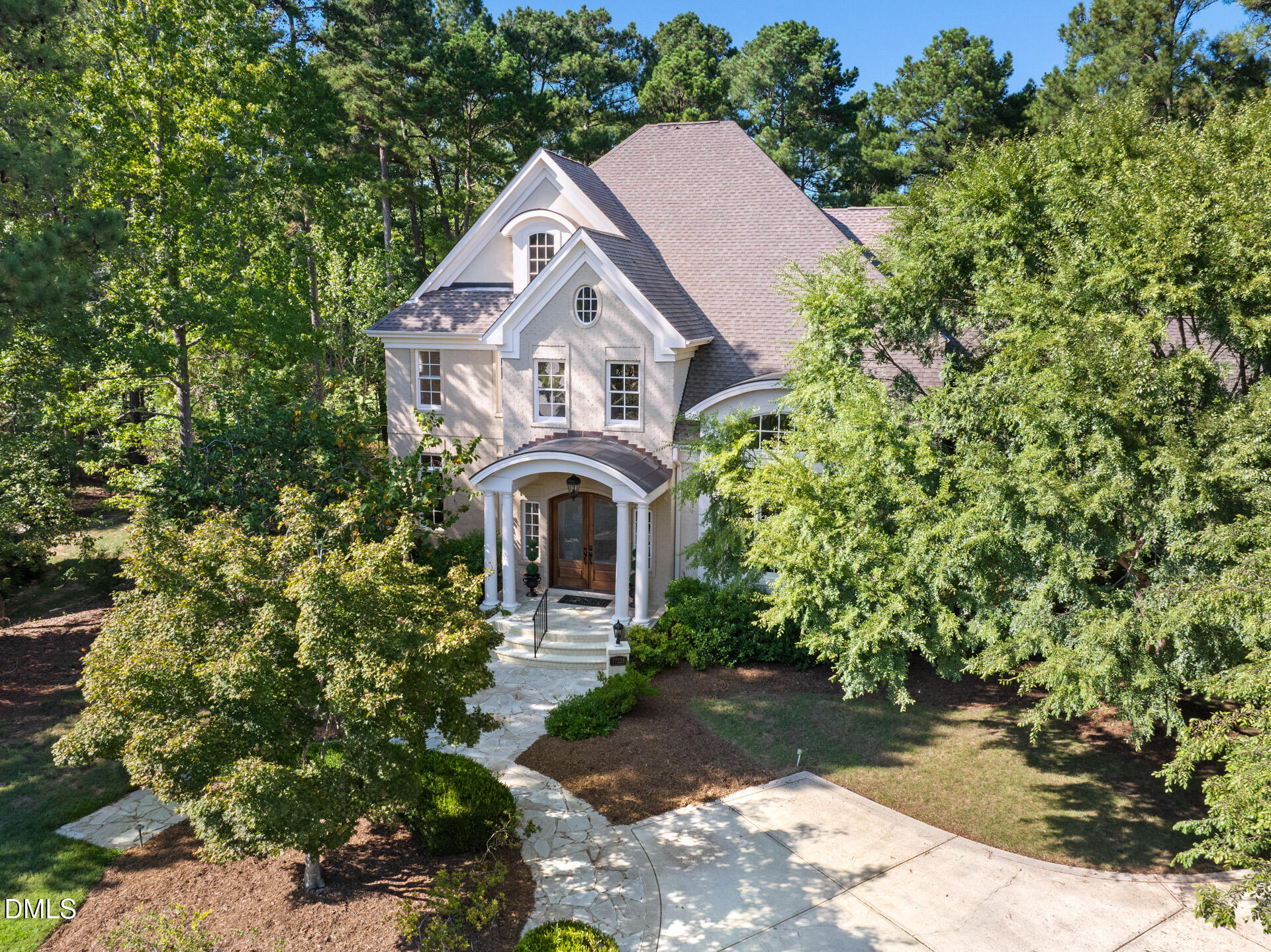 main property photo 0