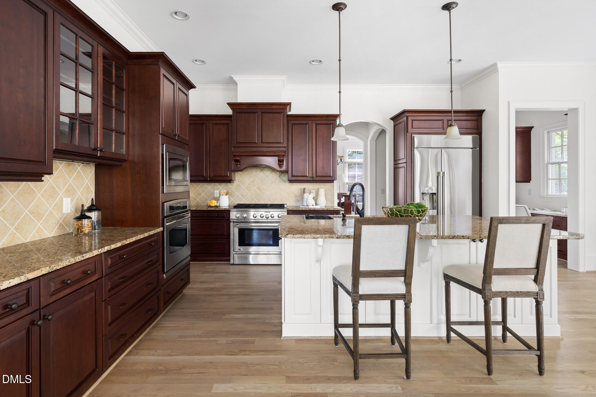 main property photo 25