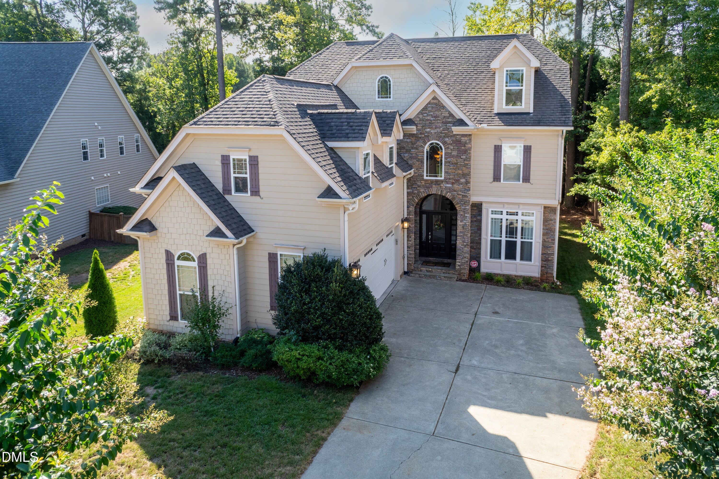main property photo 0