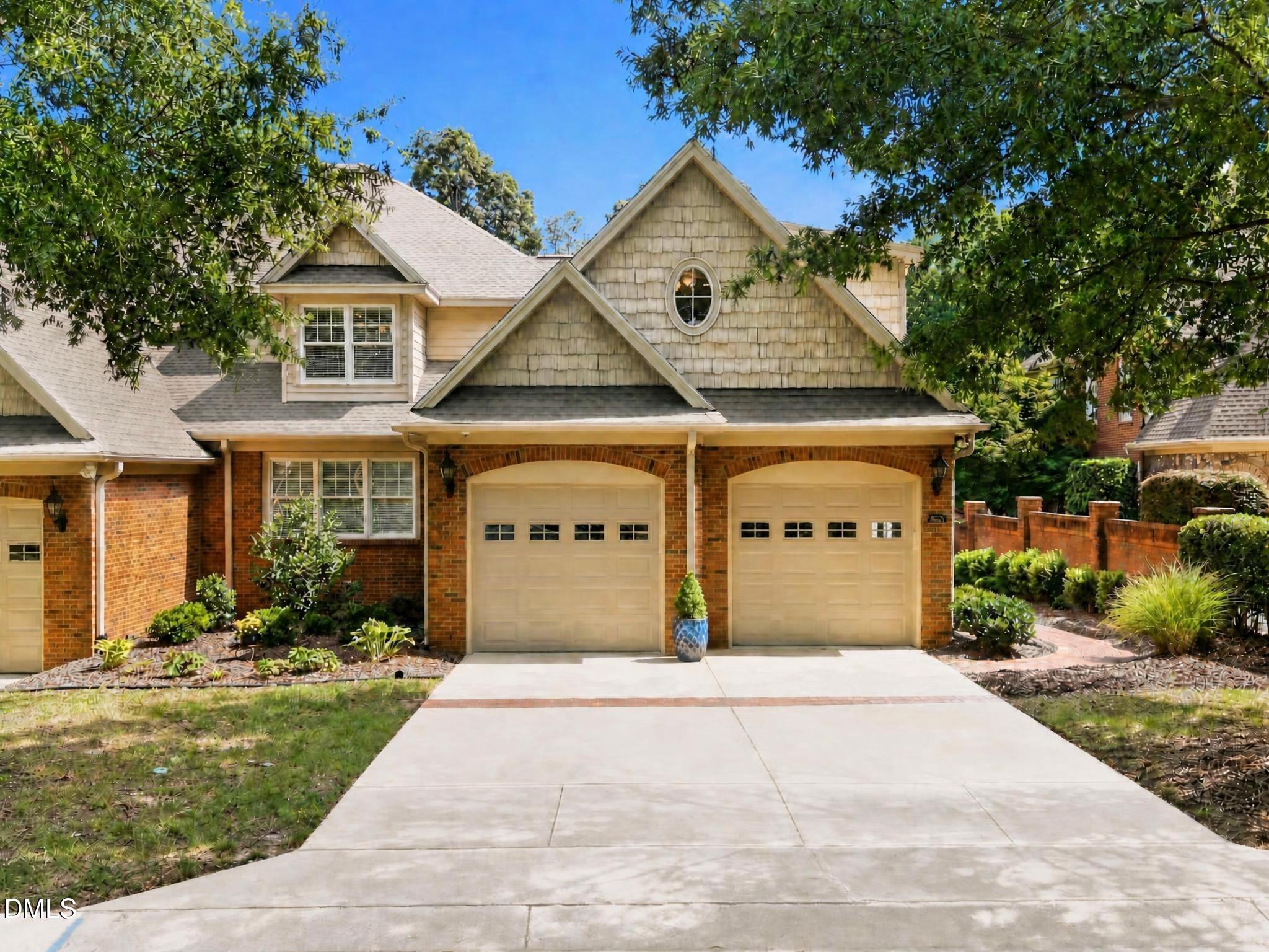 main property photo 0