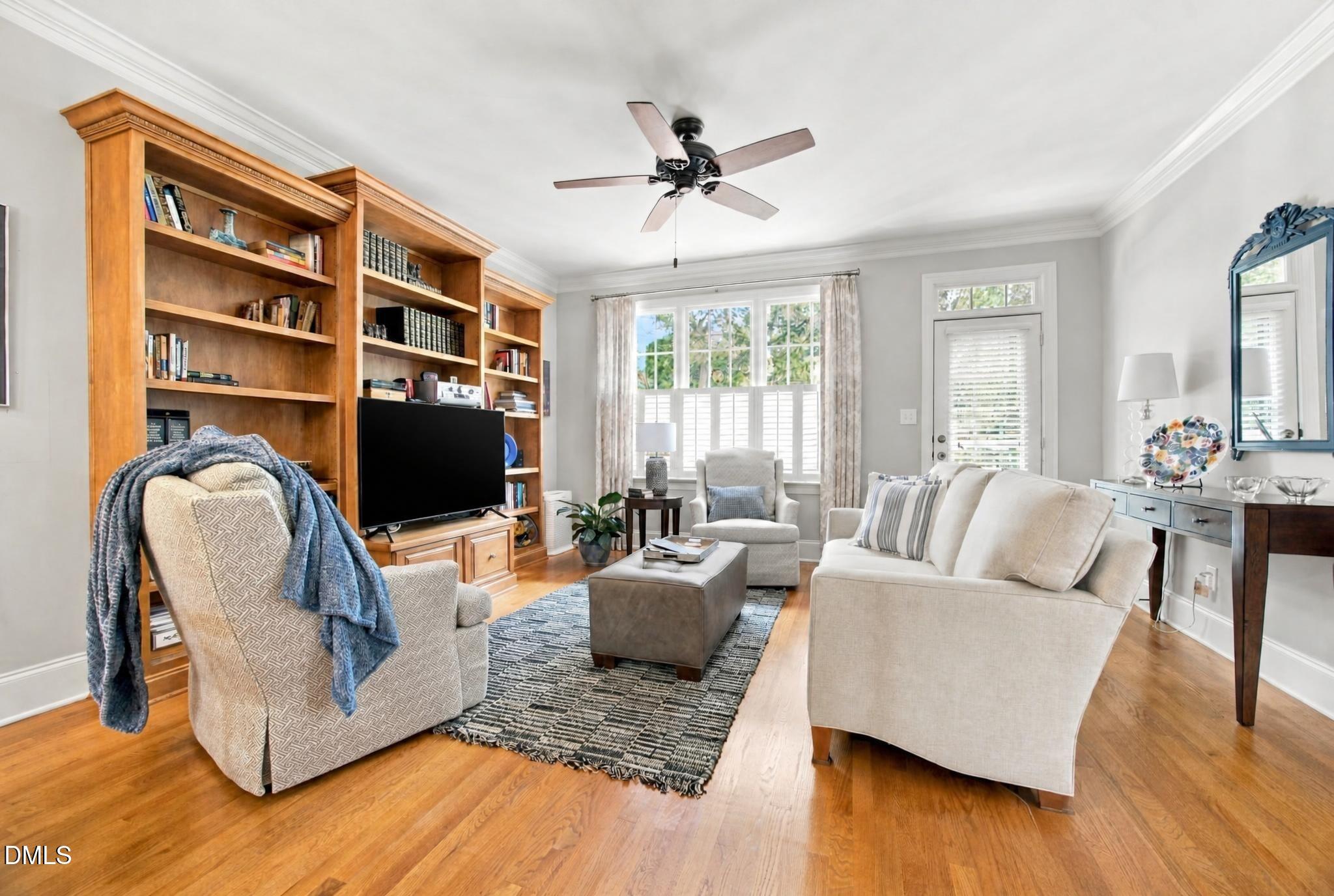 main property photo 9