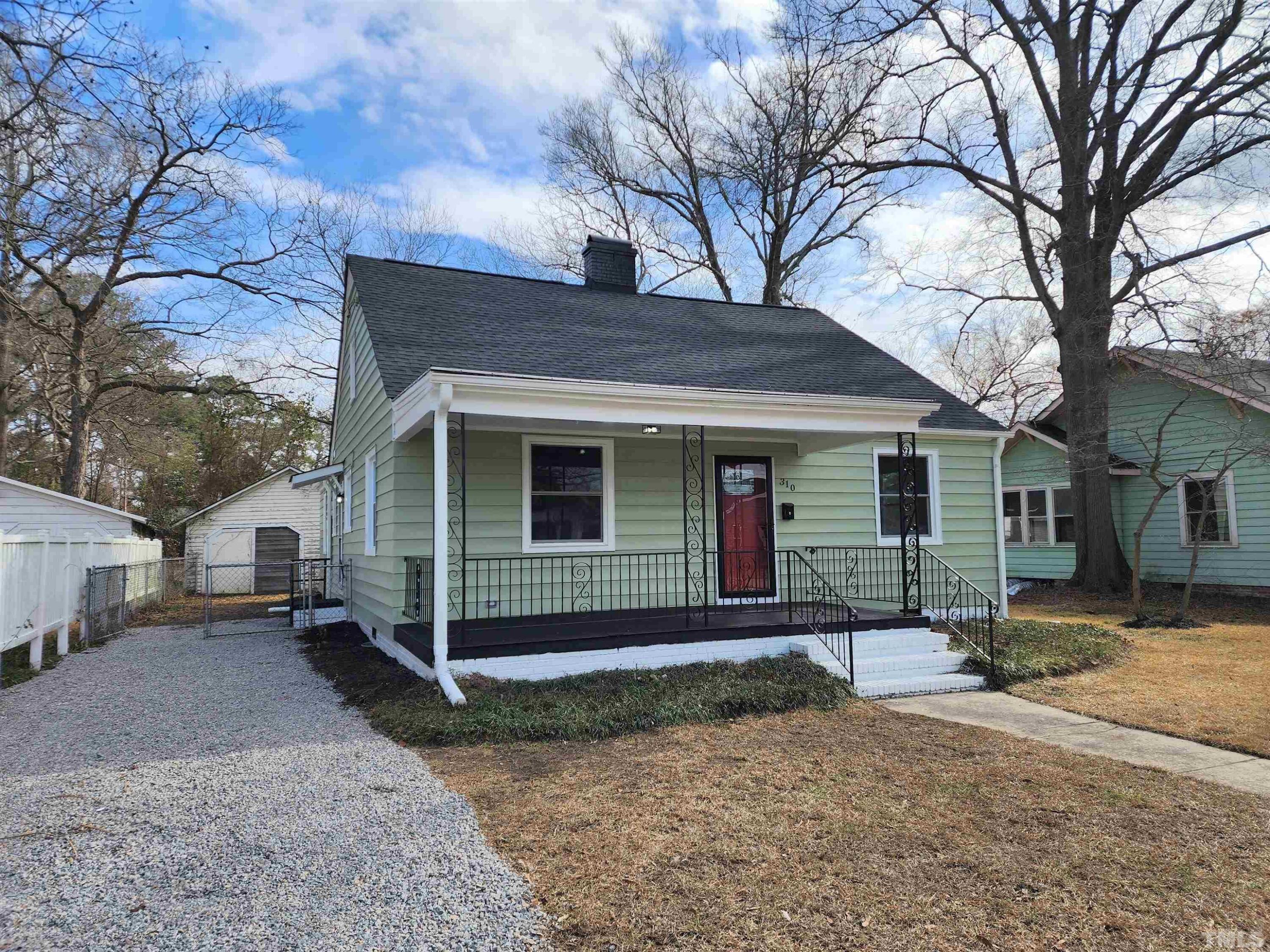 main property photo 2