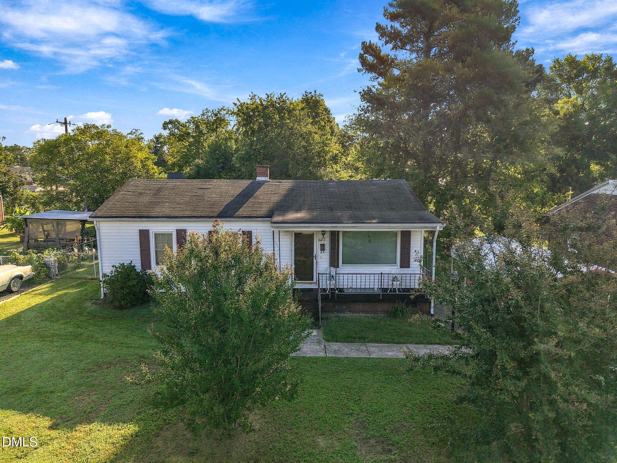 main property photo 30