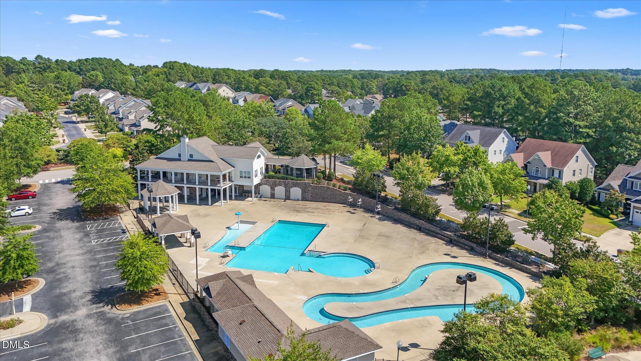 main property photo 68