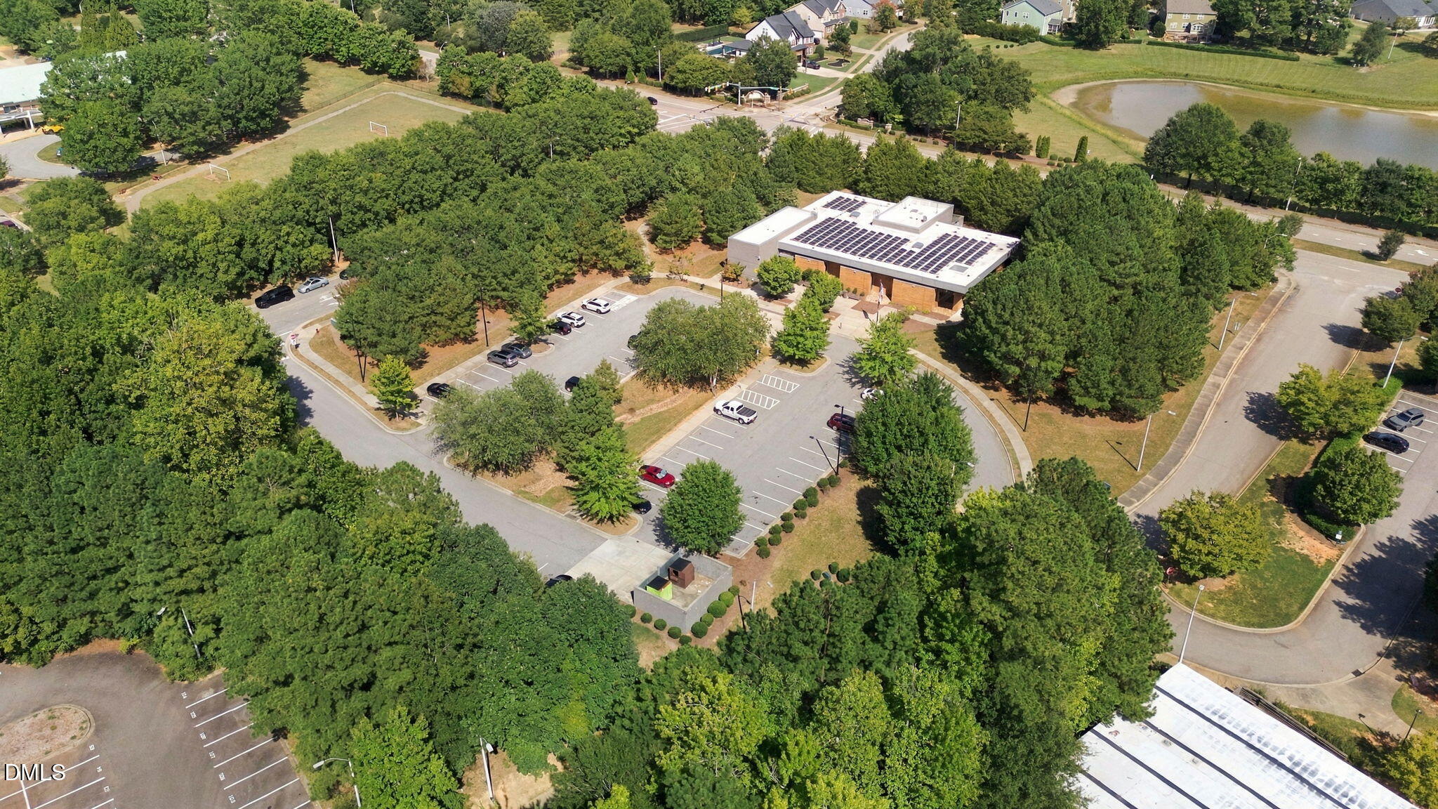 main property photo 45