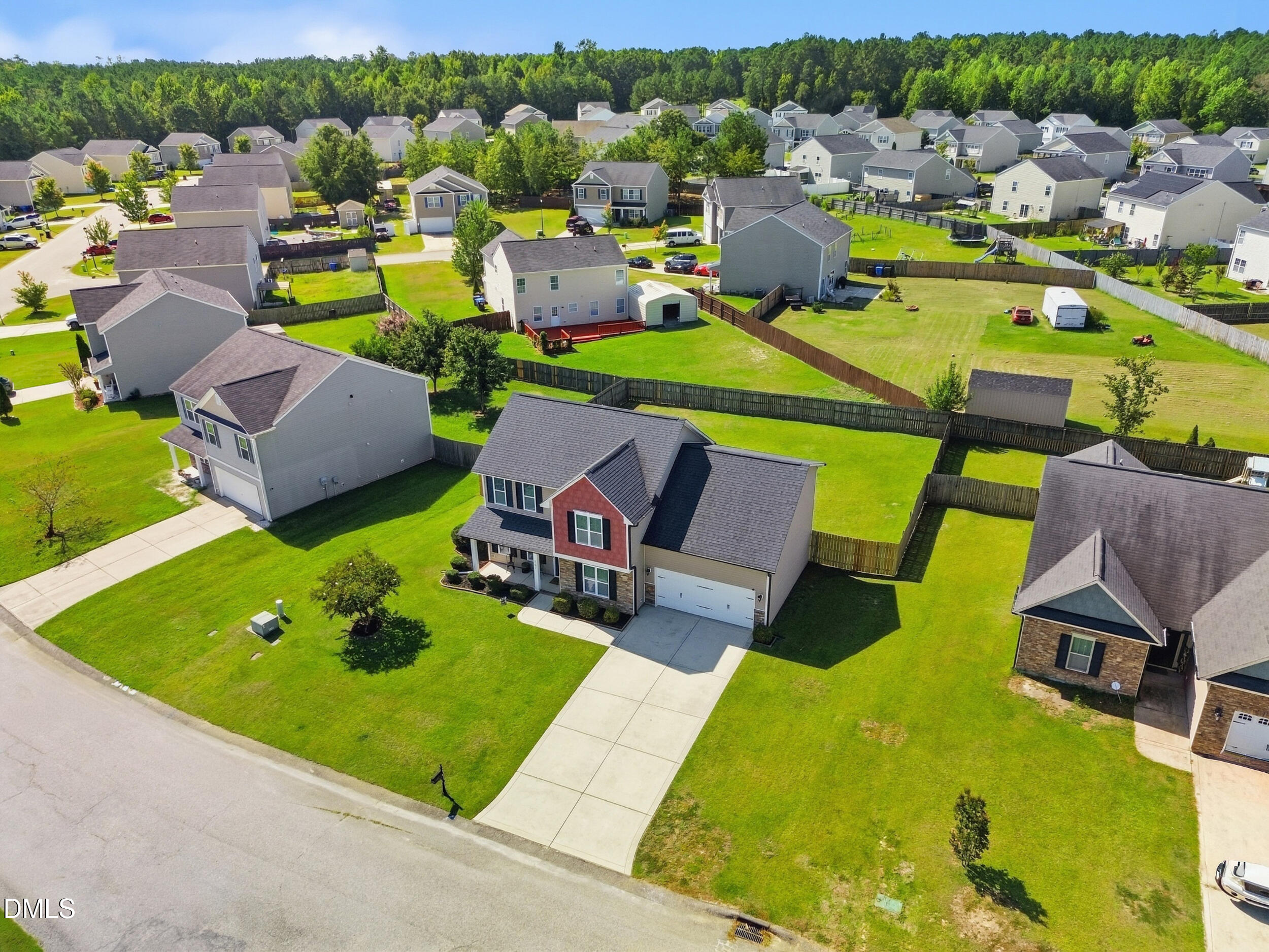 main property photo 18