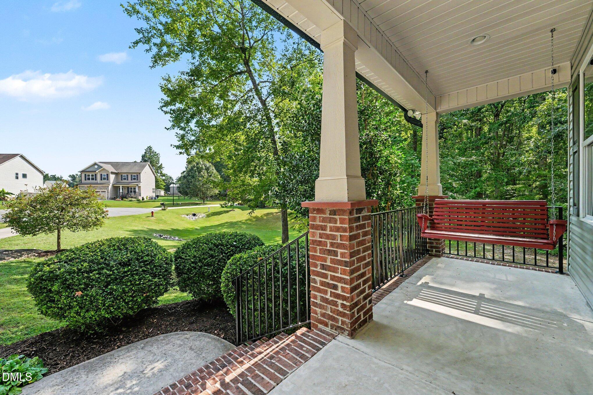 main property photo 2