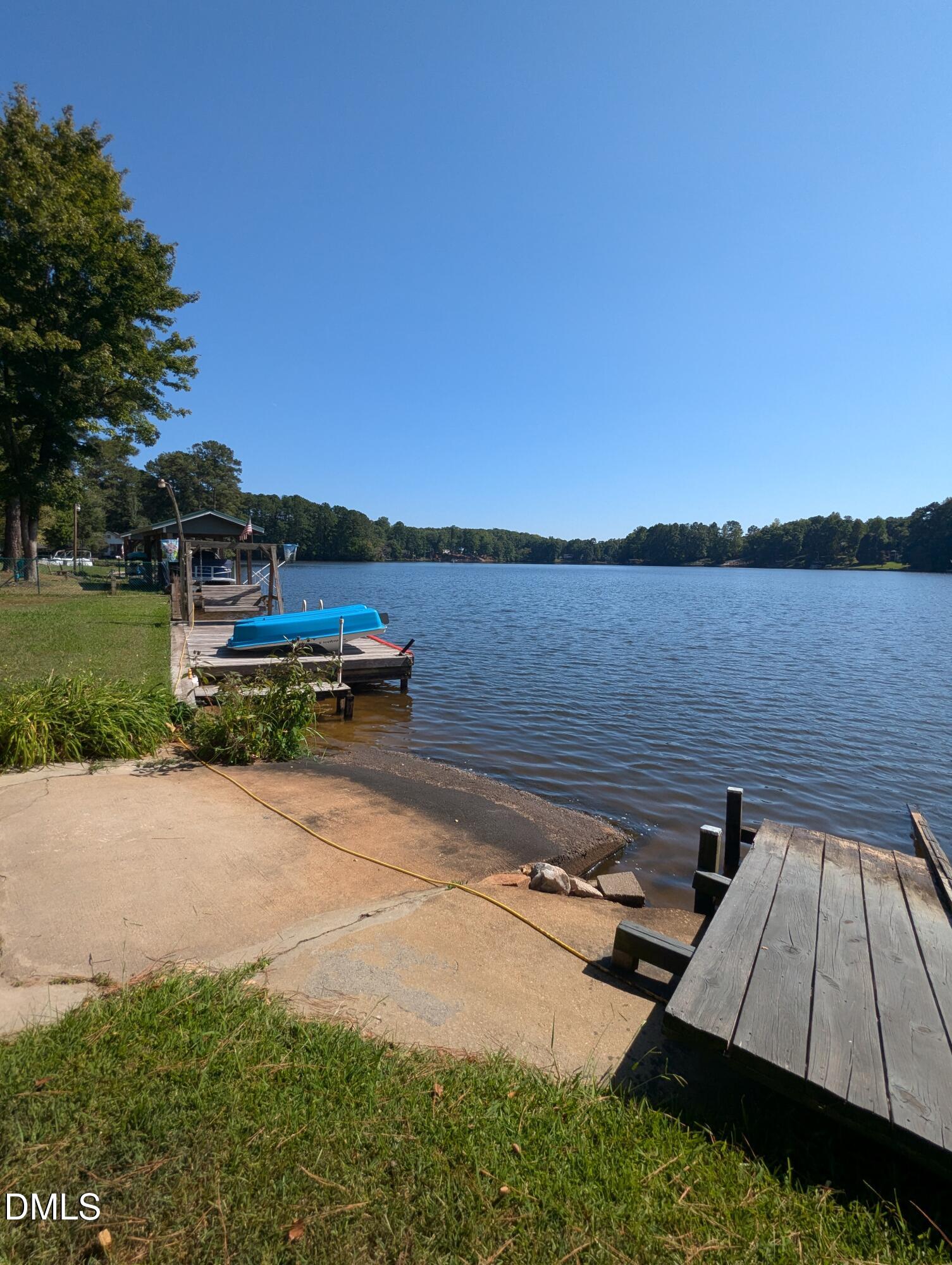 main property photo 14