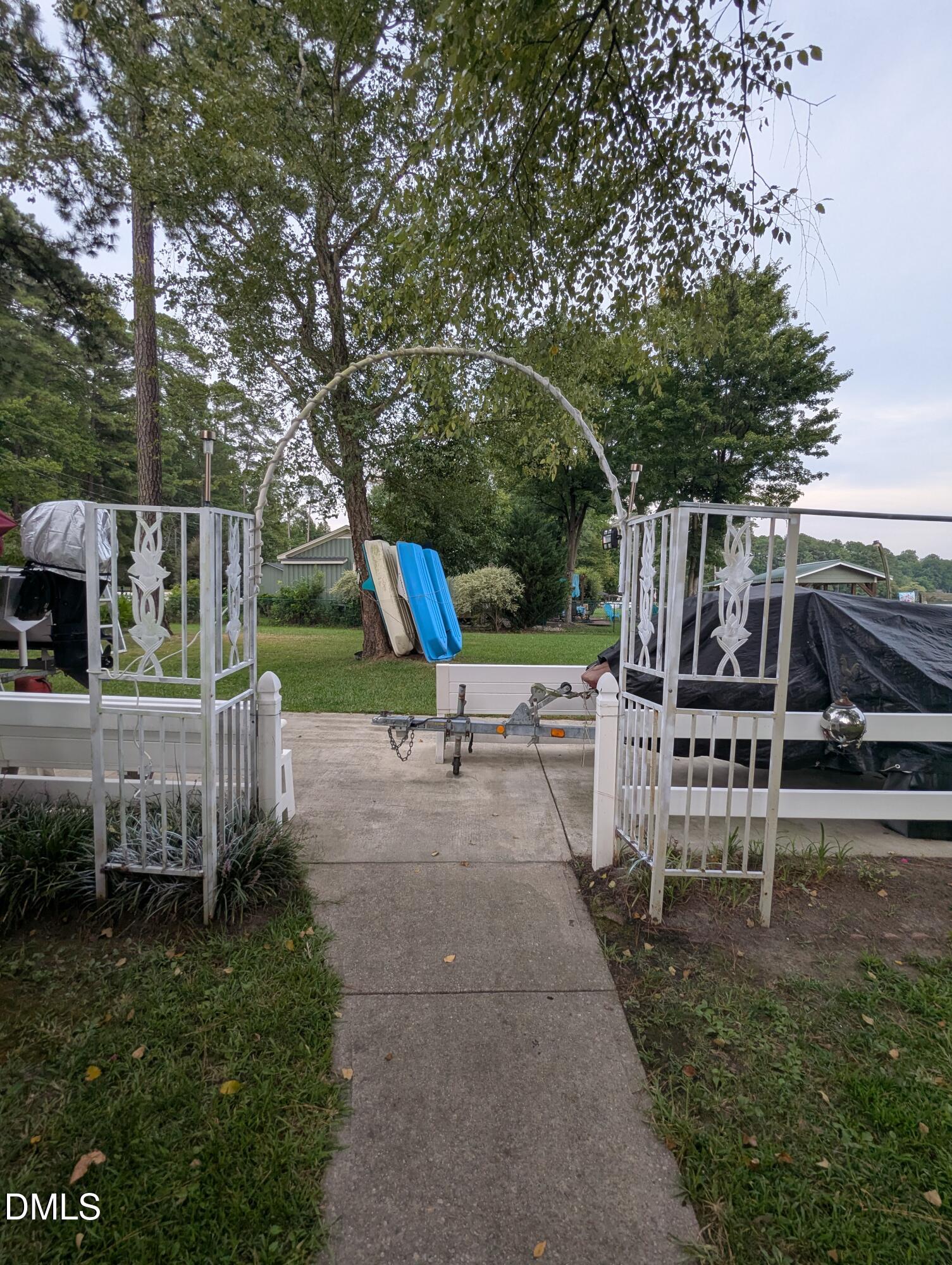 main property photo 80