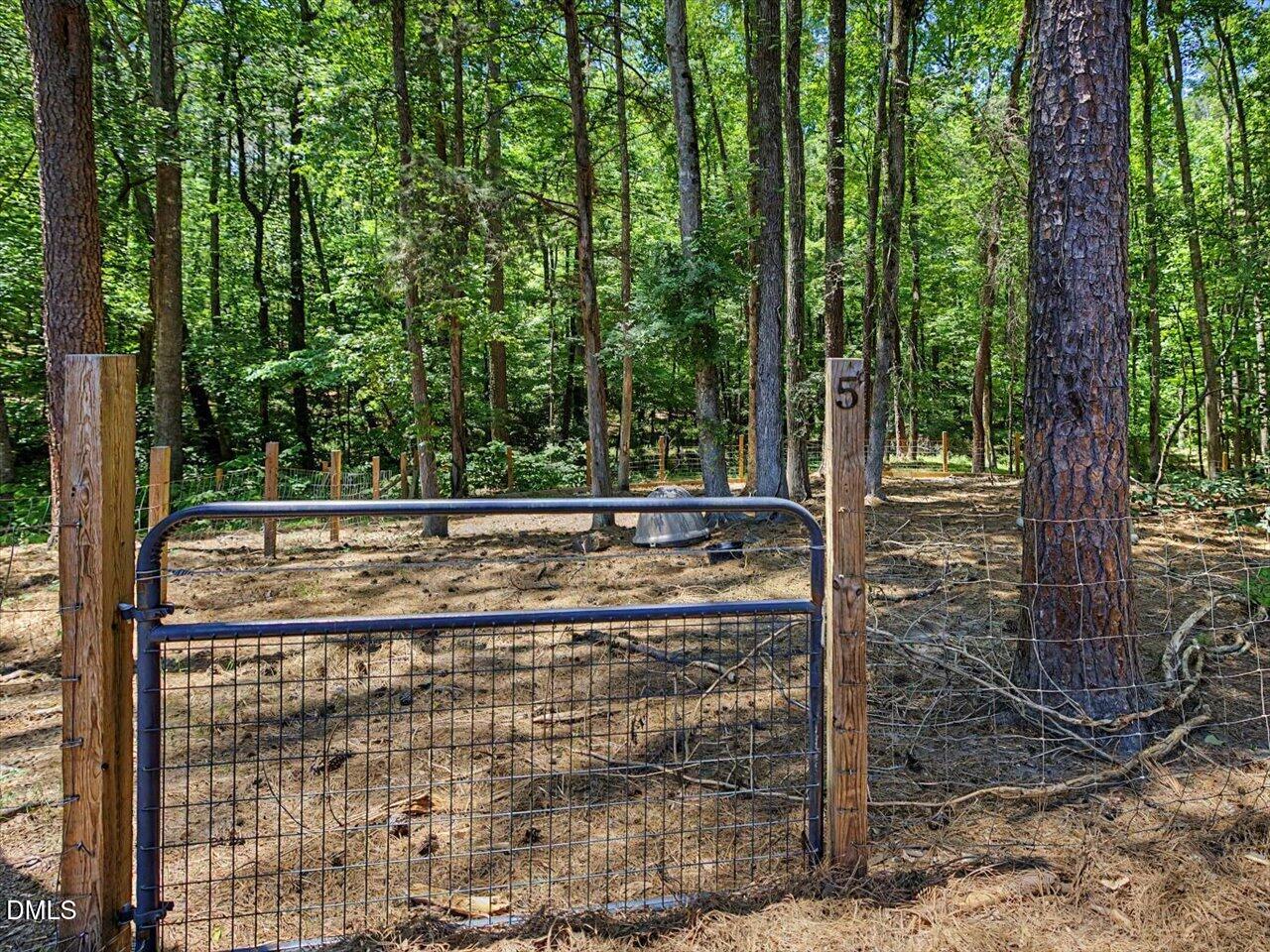 main property photo 76