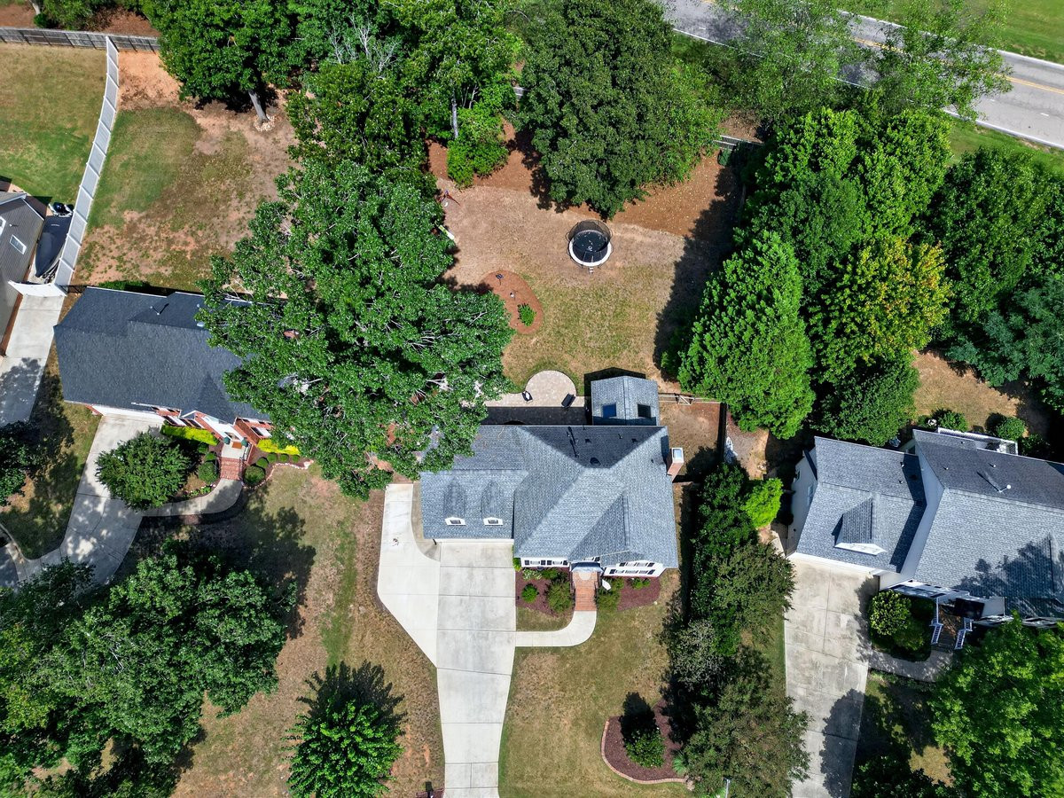 main property photo 59