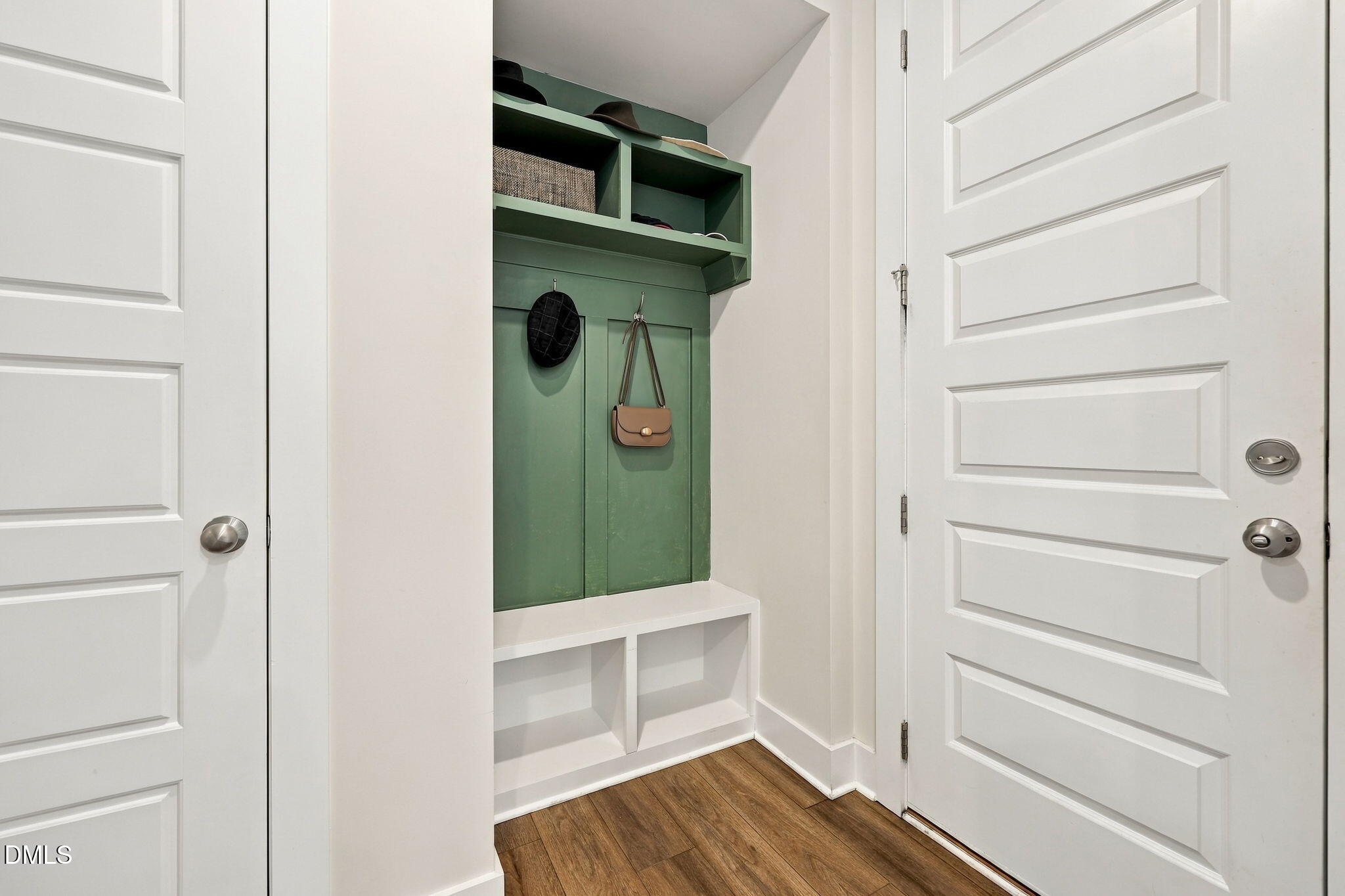 main property photo 17