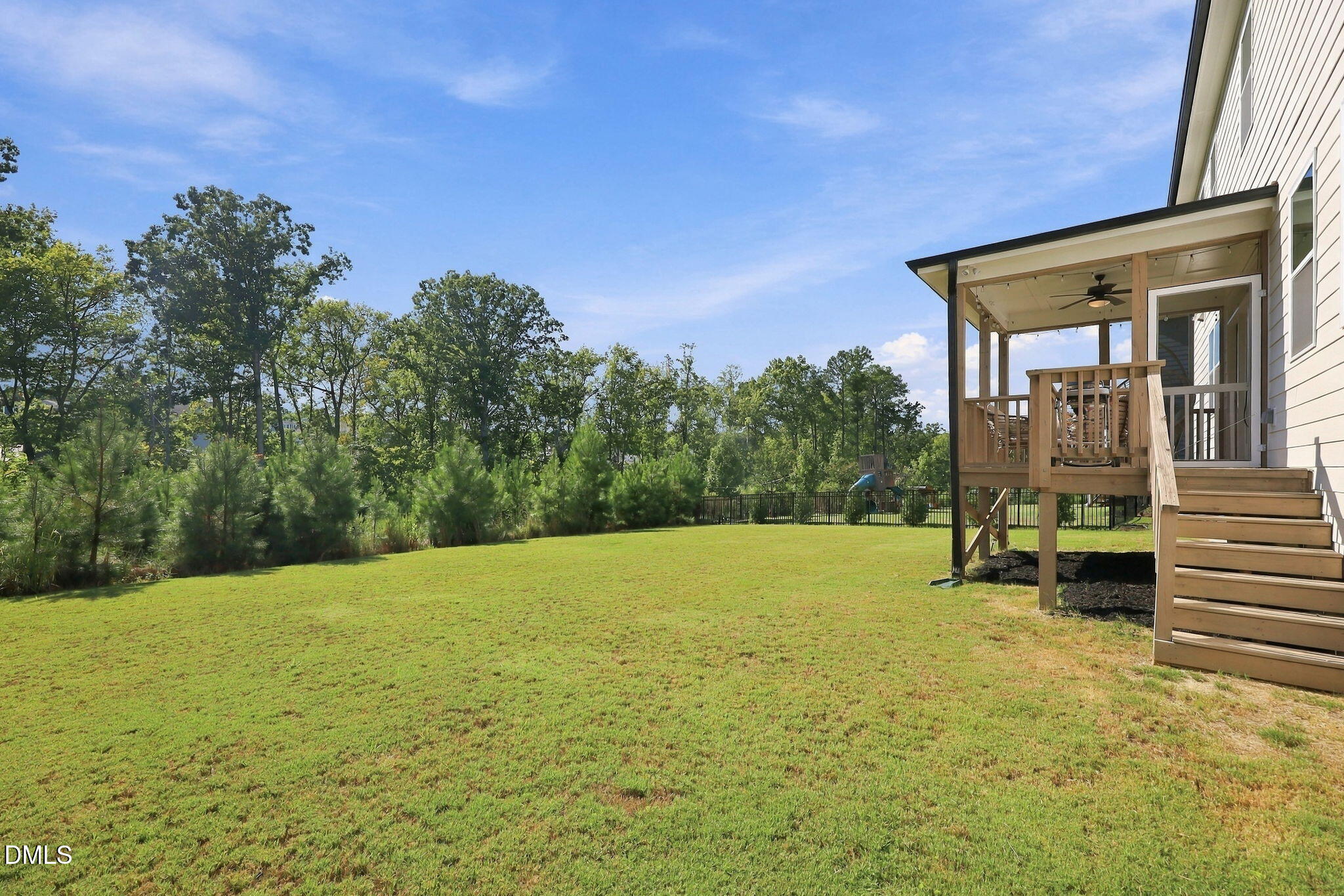 main property photo 43