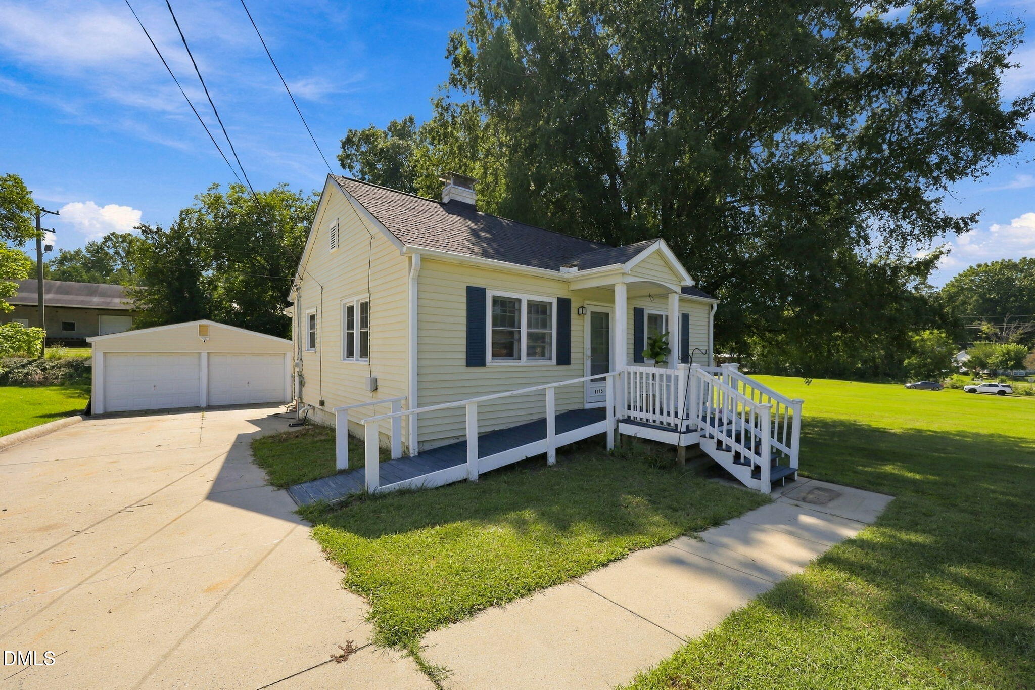 main property photo 18