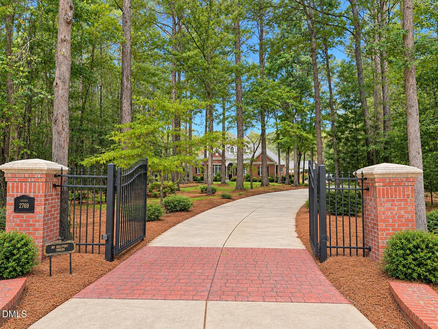 main property photo 1