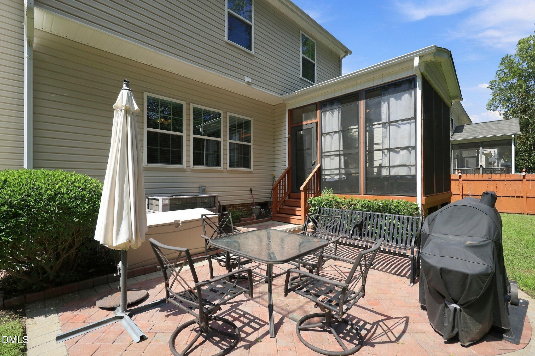 main property photo 26