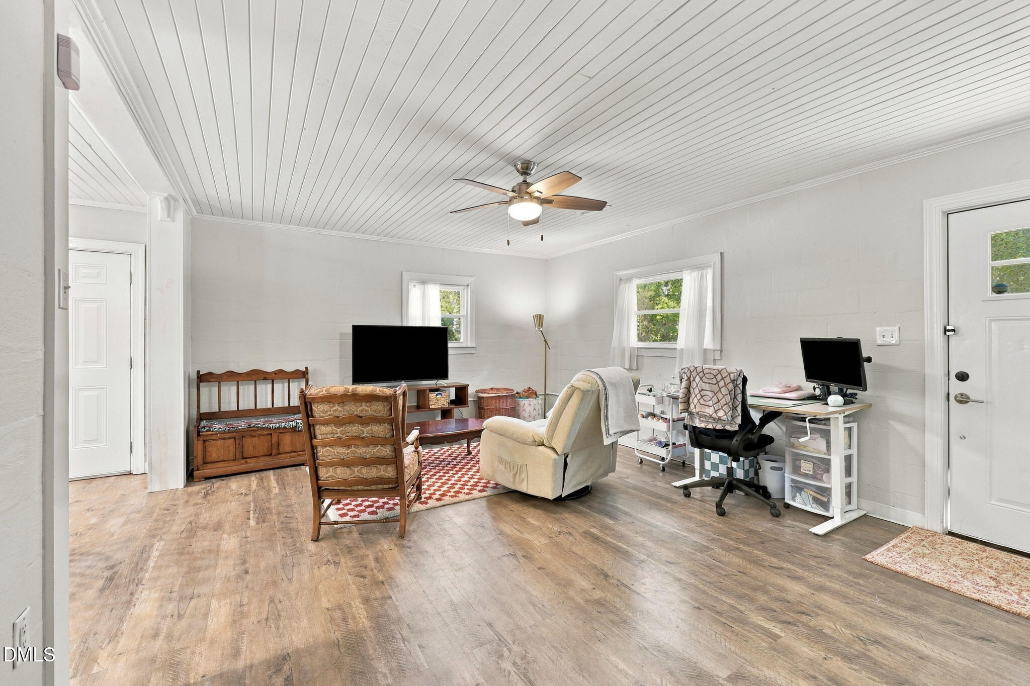 main property photo 16