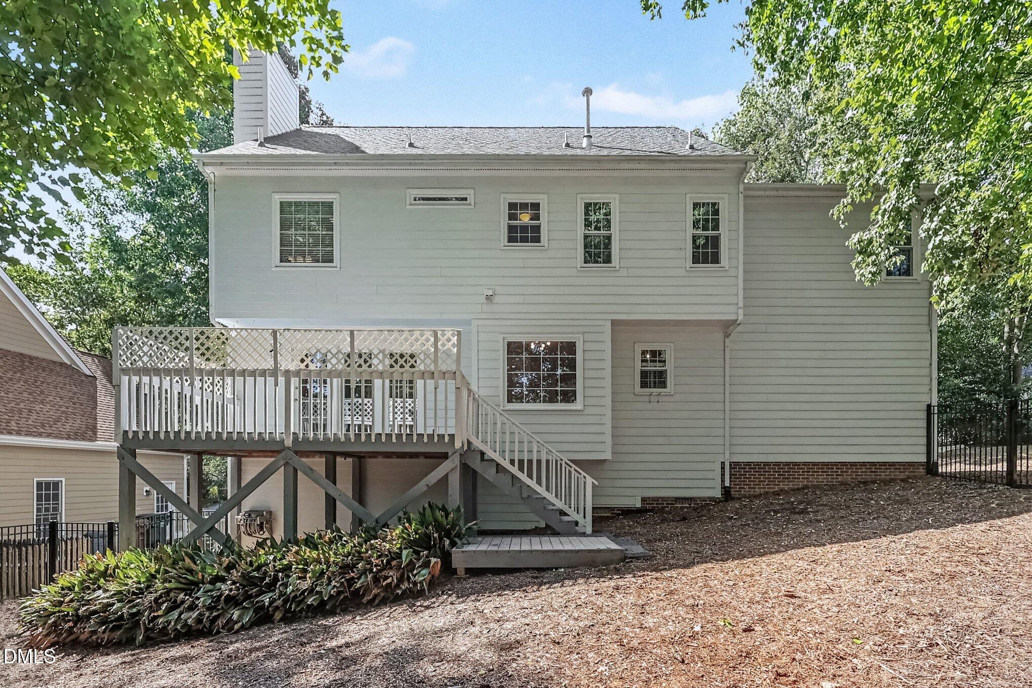 main property photo 33