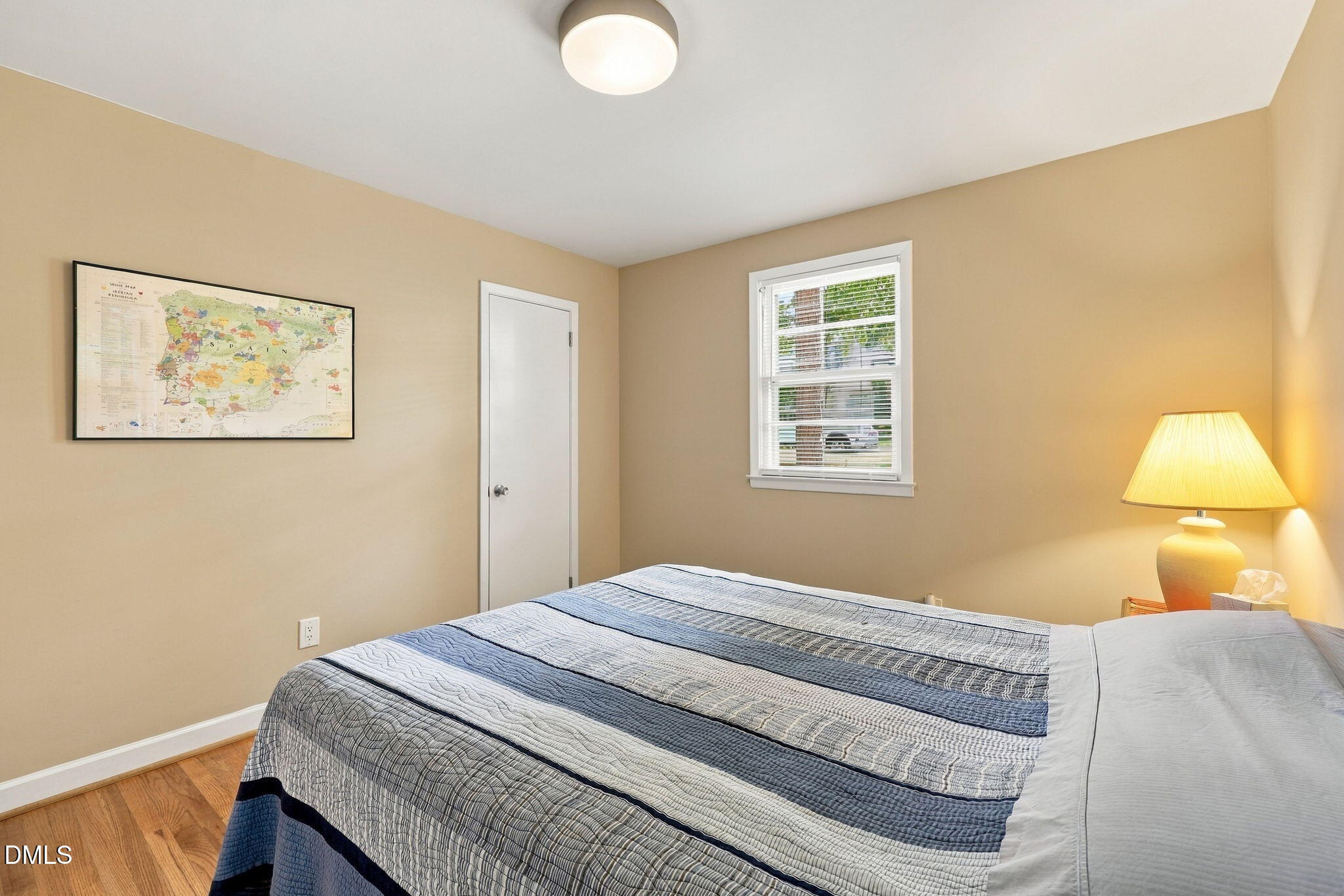 main property photo 16