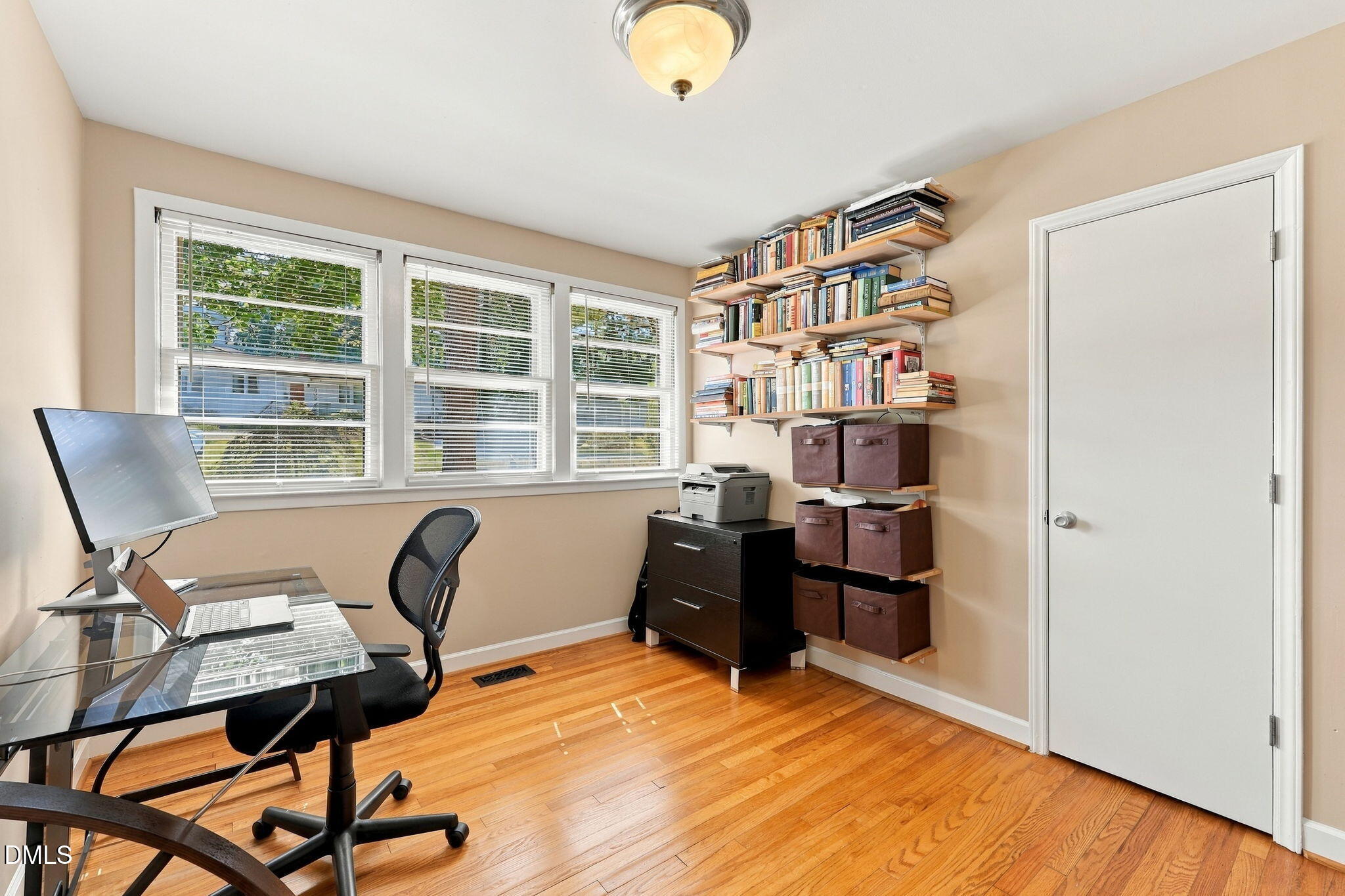 main property photo 18