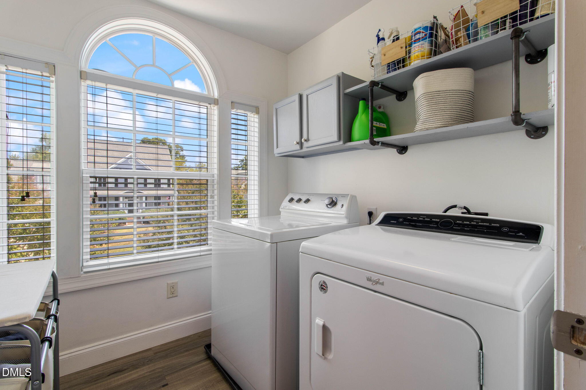 main property photo 34