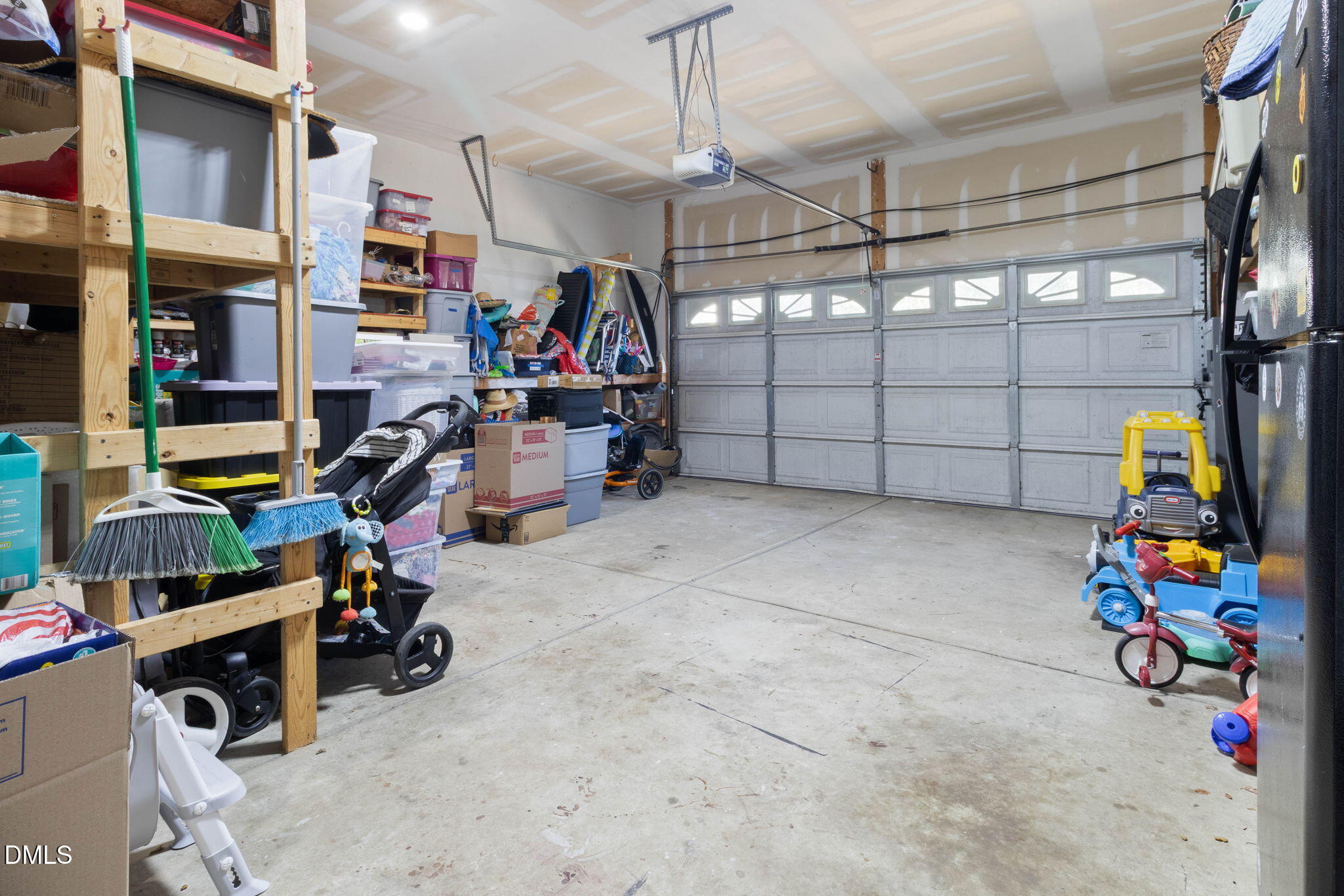 main property photo 48