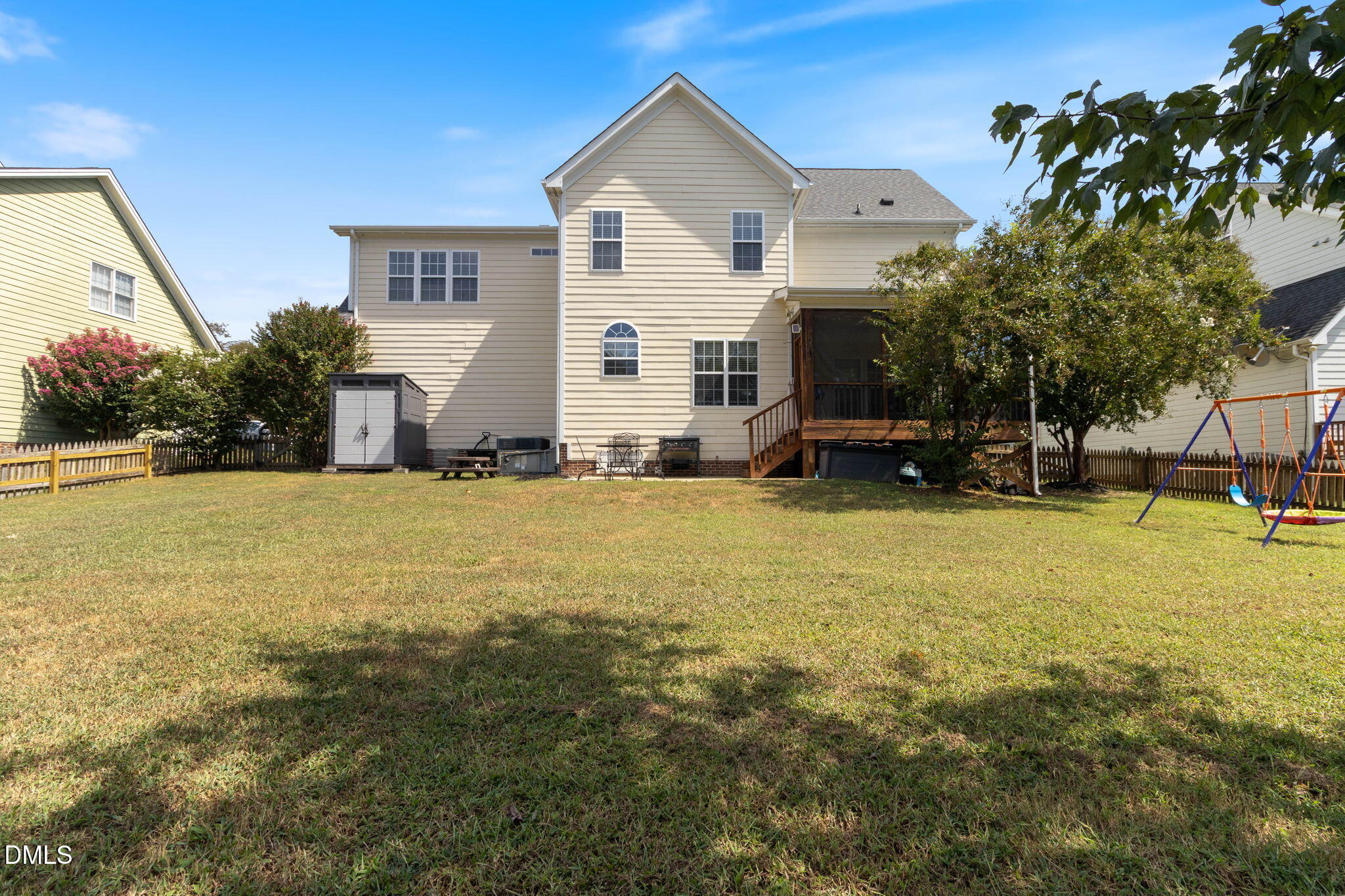 main property photo 51
