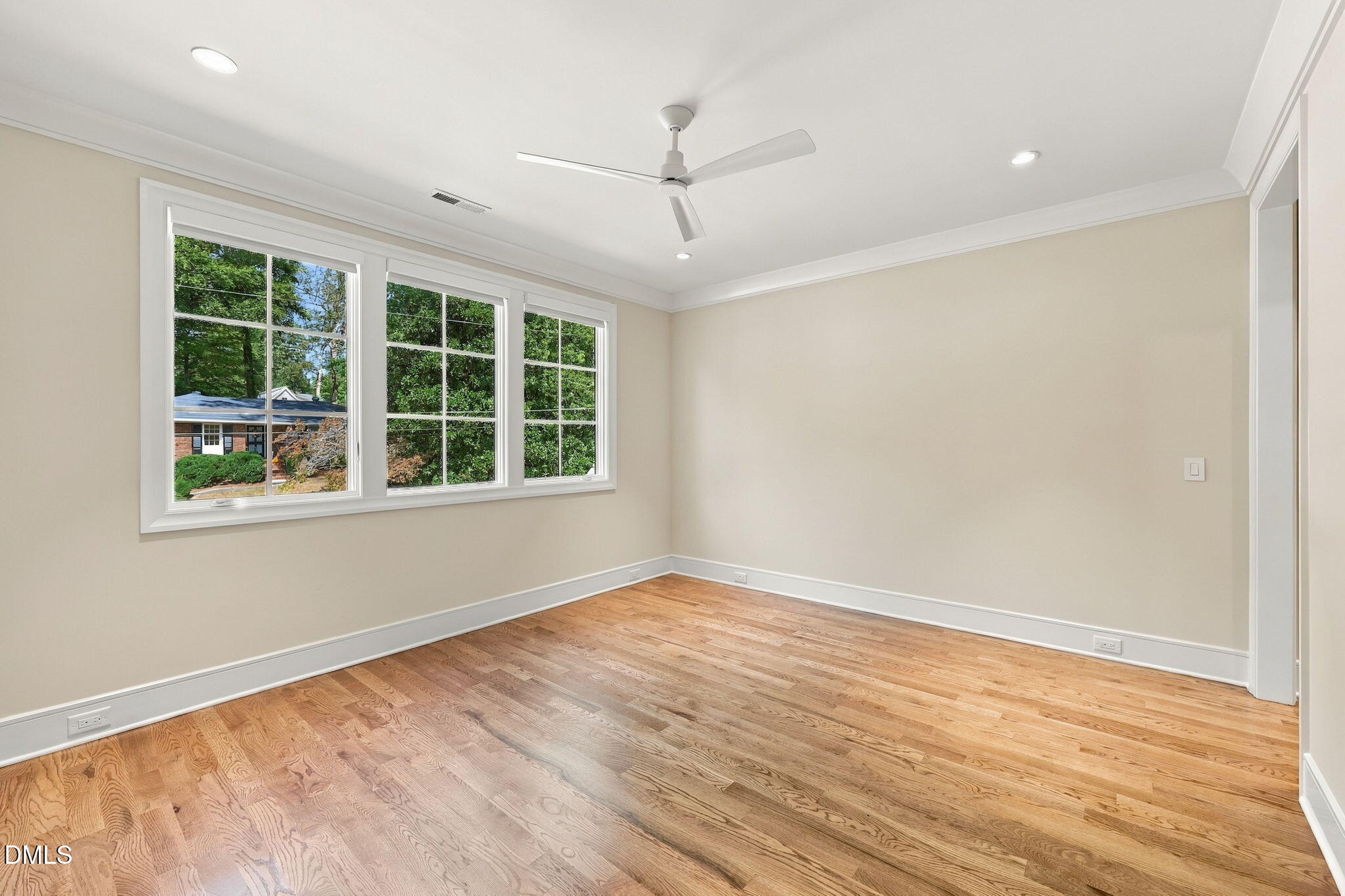 main property photo 73