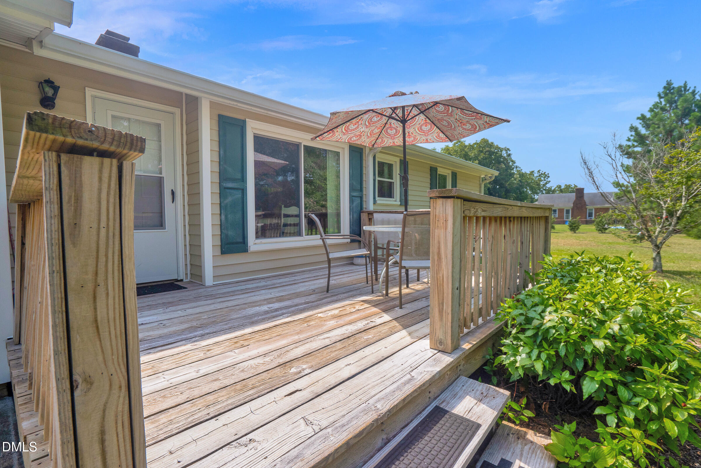 main property photo 27