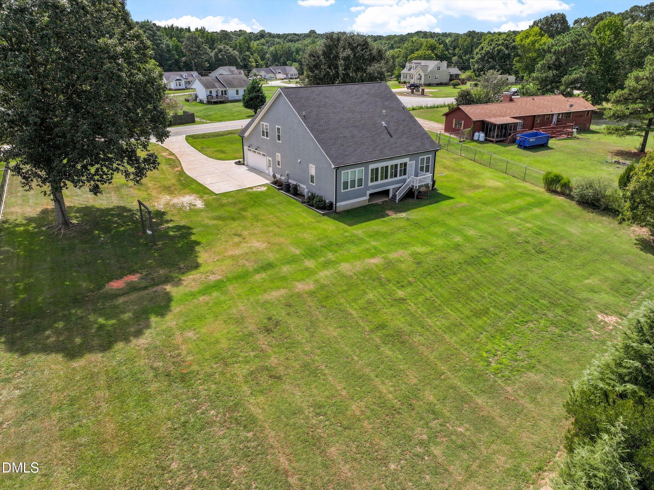 main property photo 75