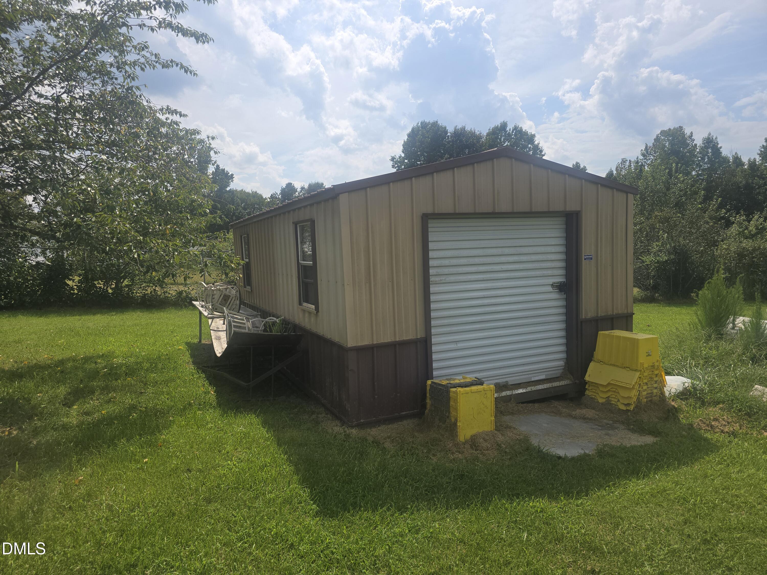 main property photo 11