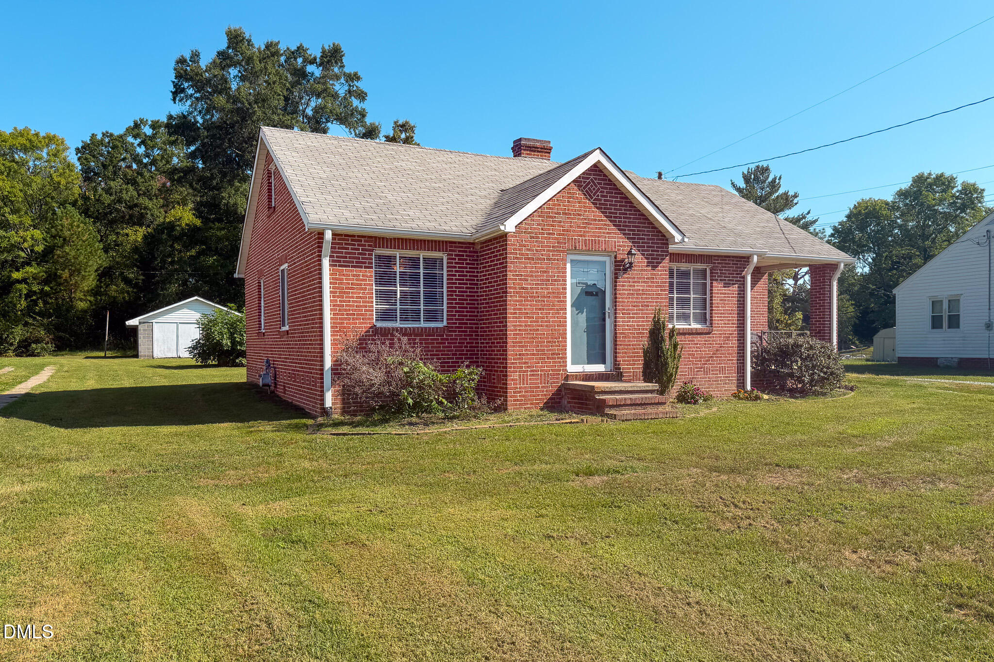 main property photo 20