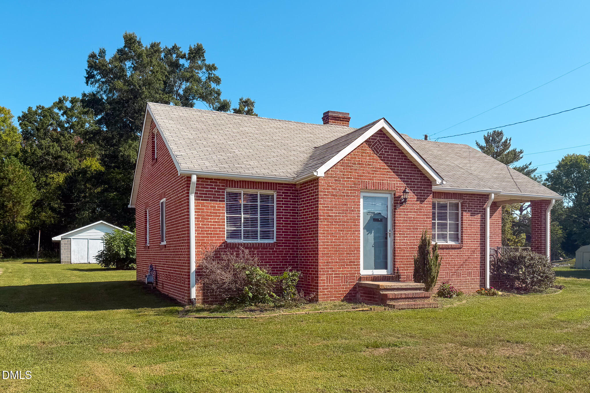 main property photo 4