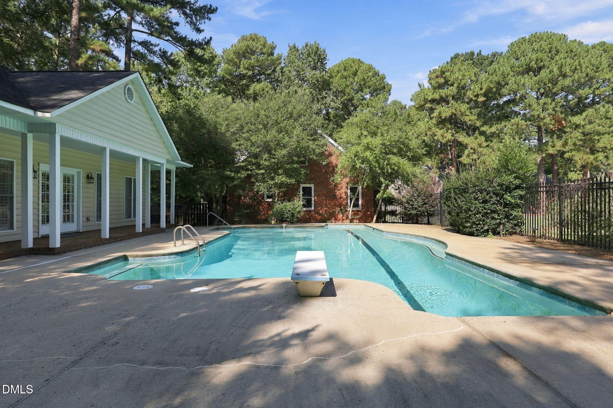main property photo 46