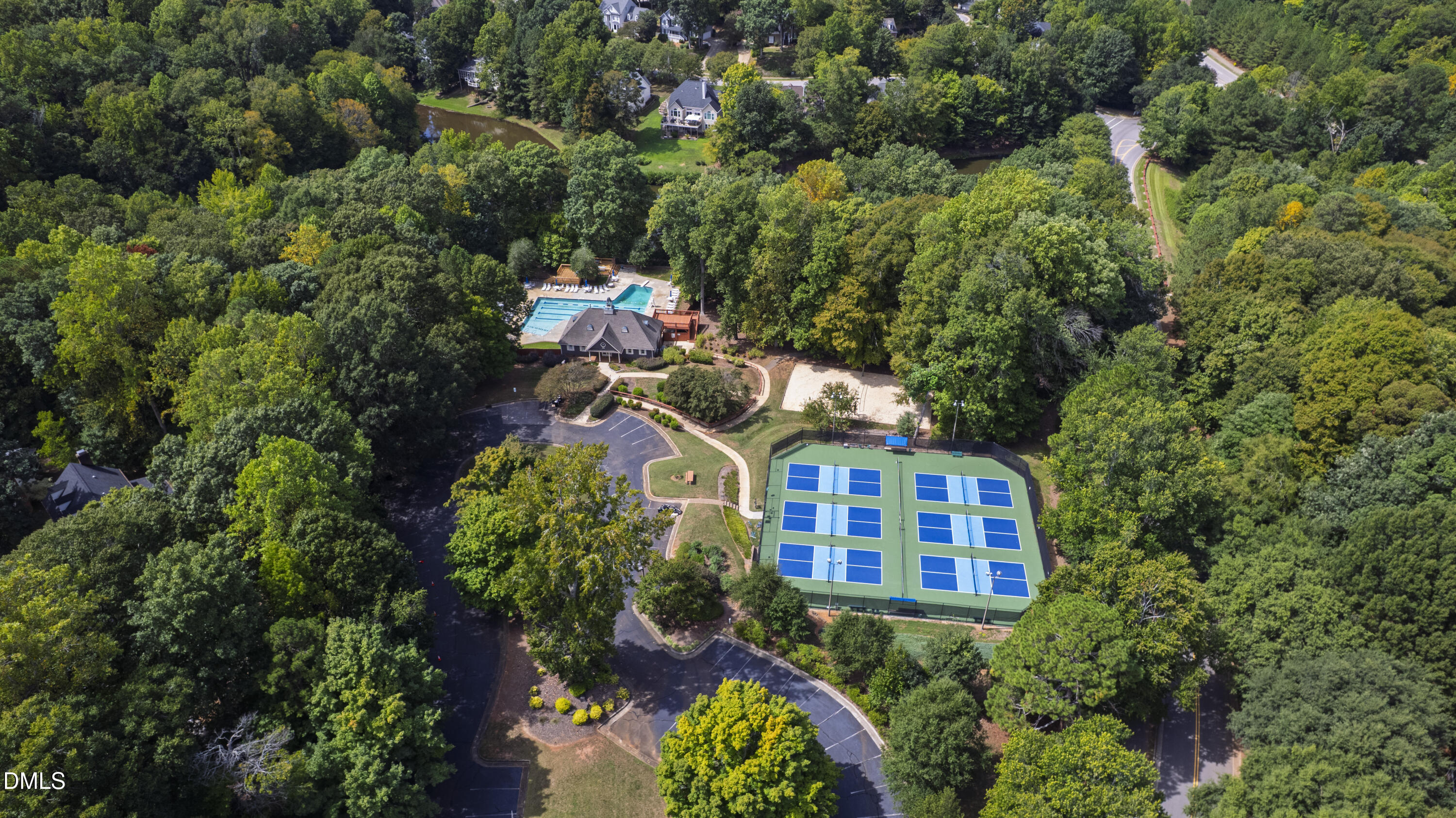 main property photo 75