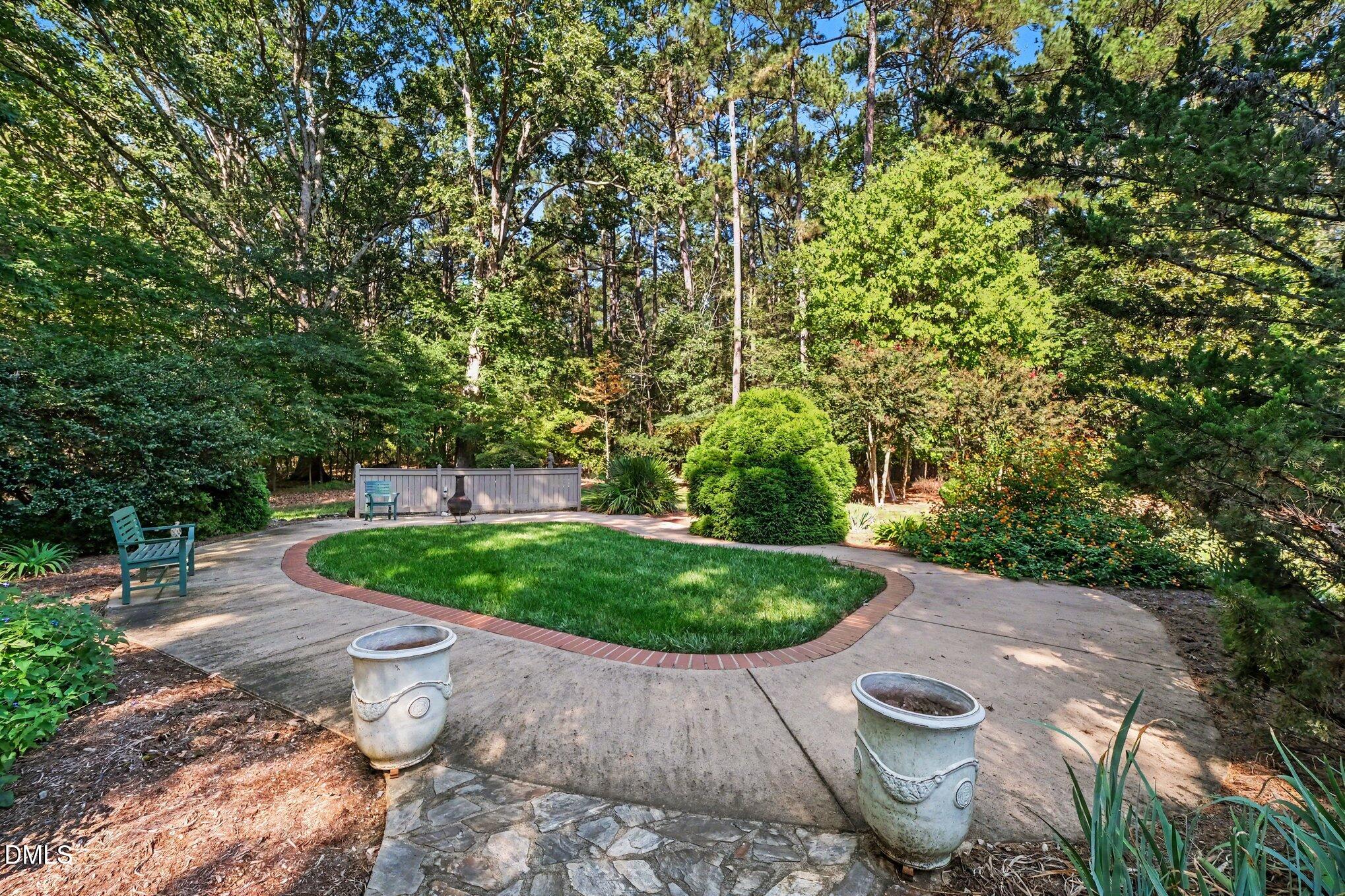 main property photo 41